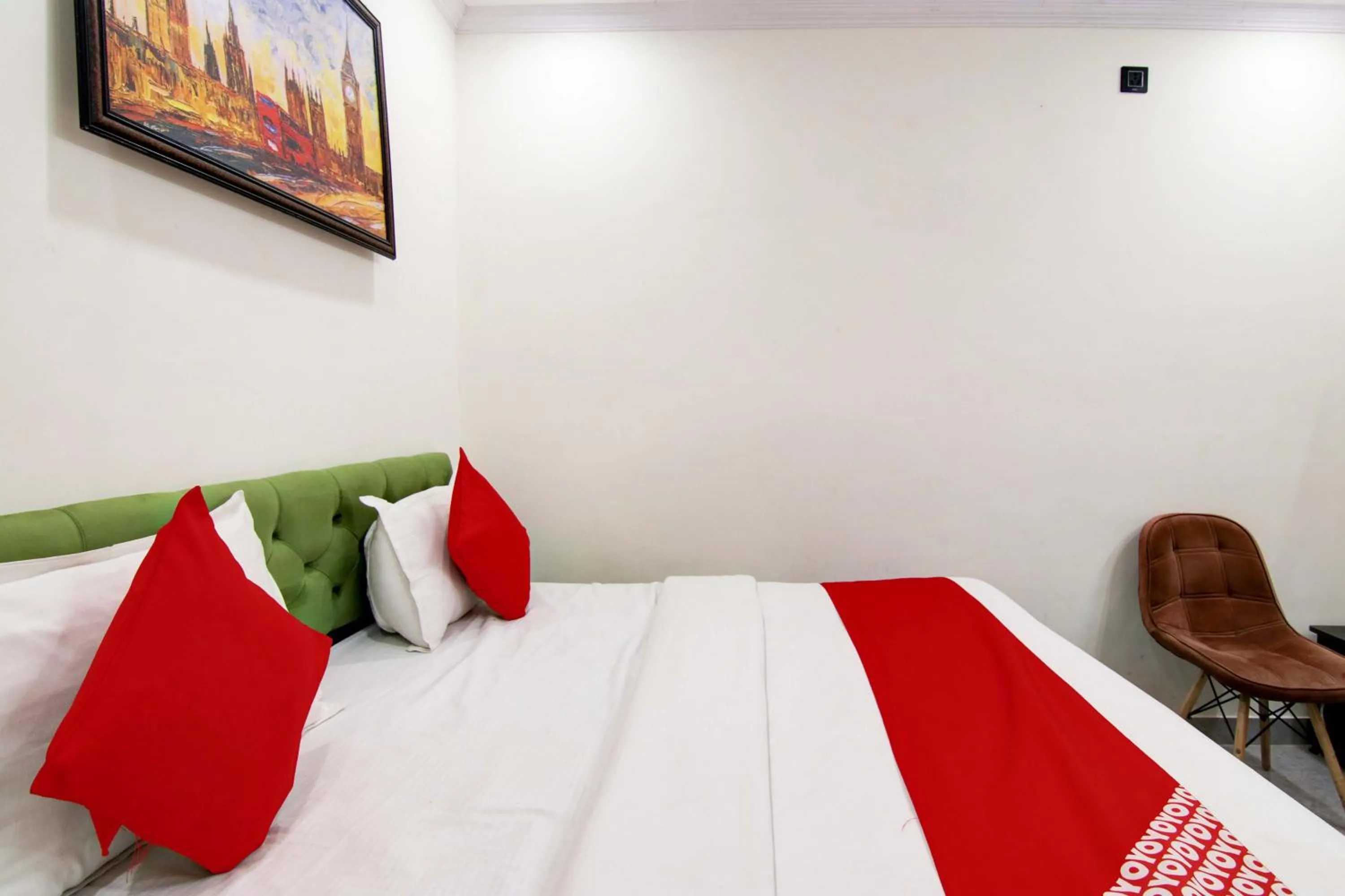 Bedroom, Bed in Hotel O Dhankush