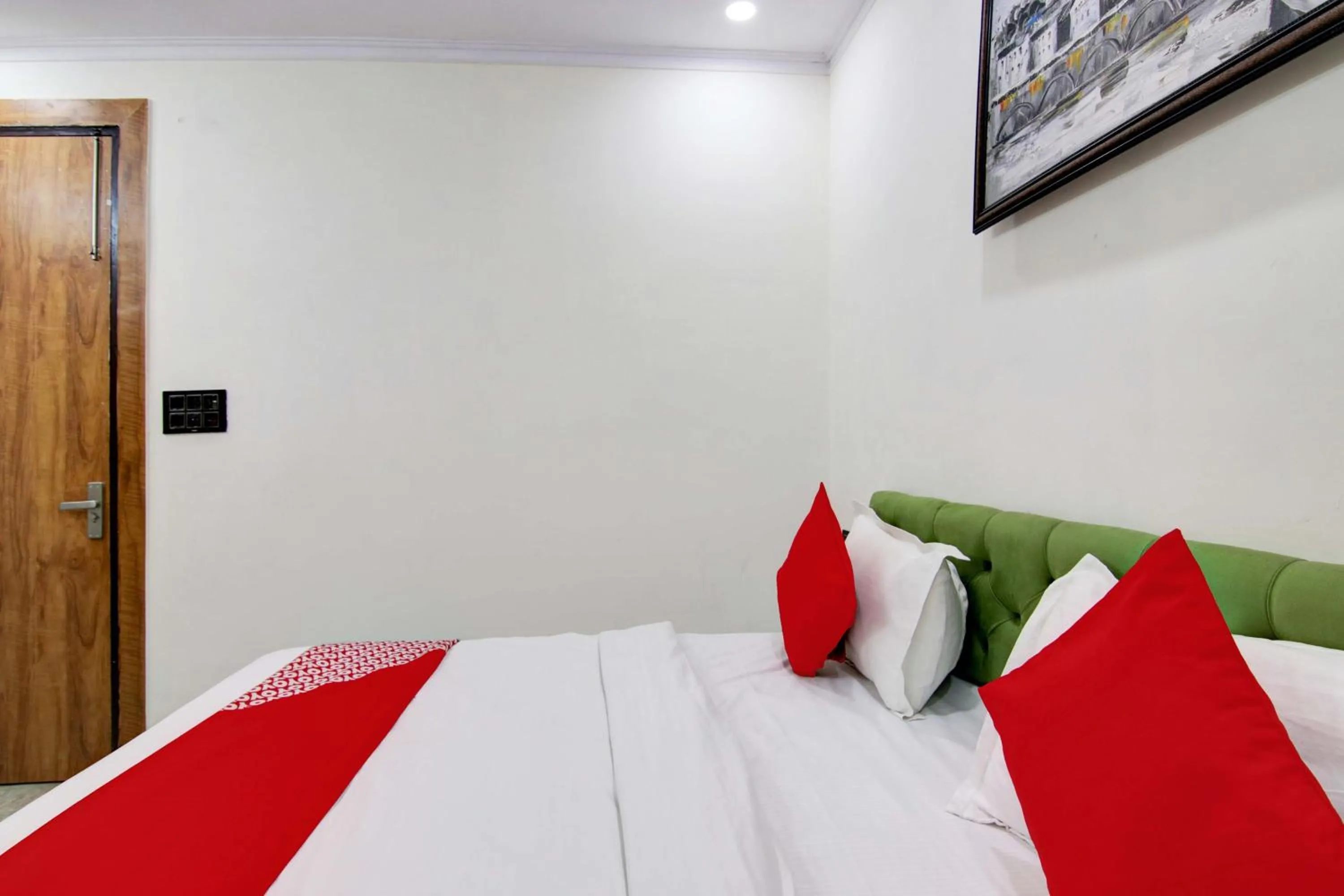 Bedroom, Bed in Hotel O Dhankush