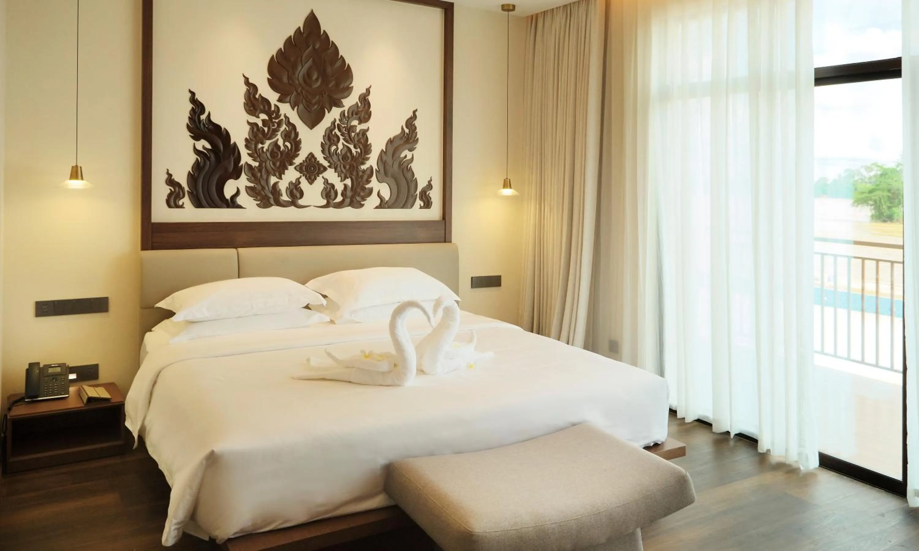 Bed in MonMonBoutique Hotel