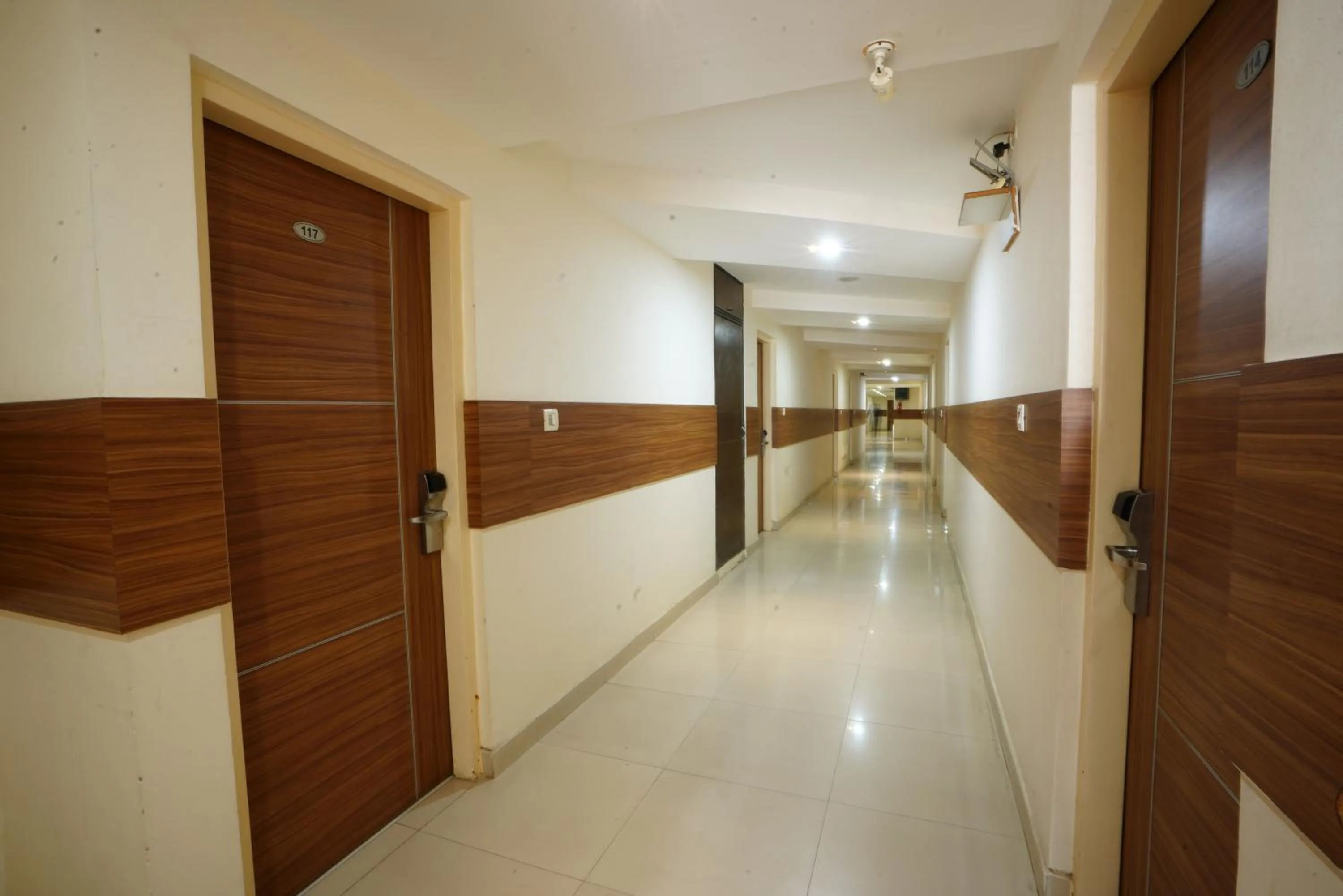 Hotel Grand Bee Bangalore