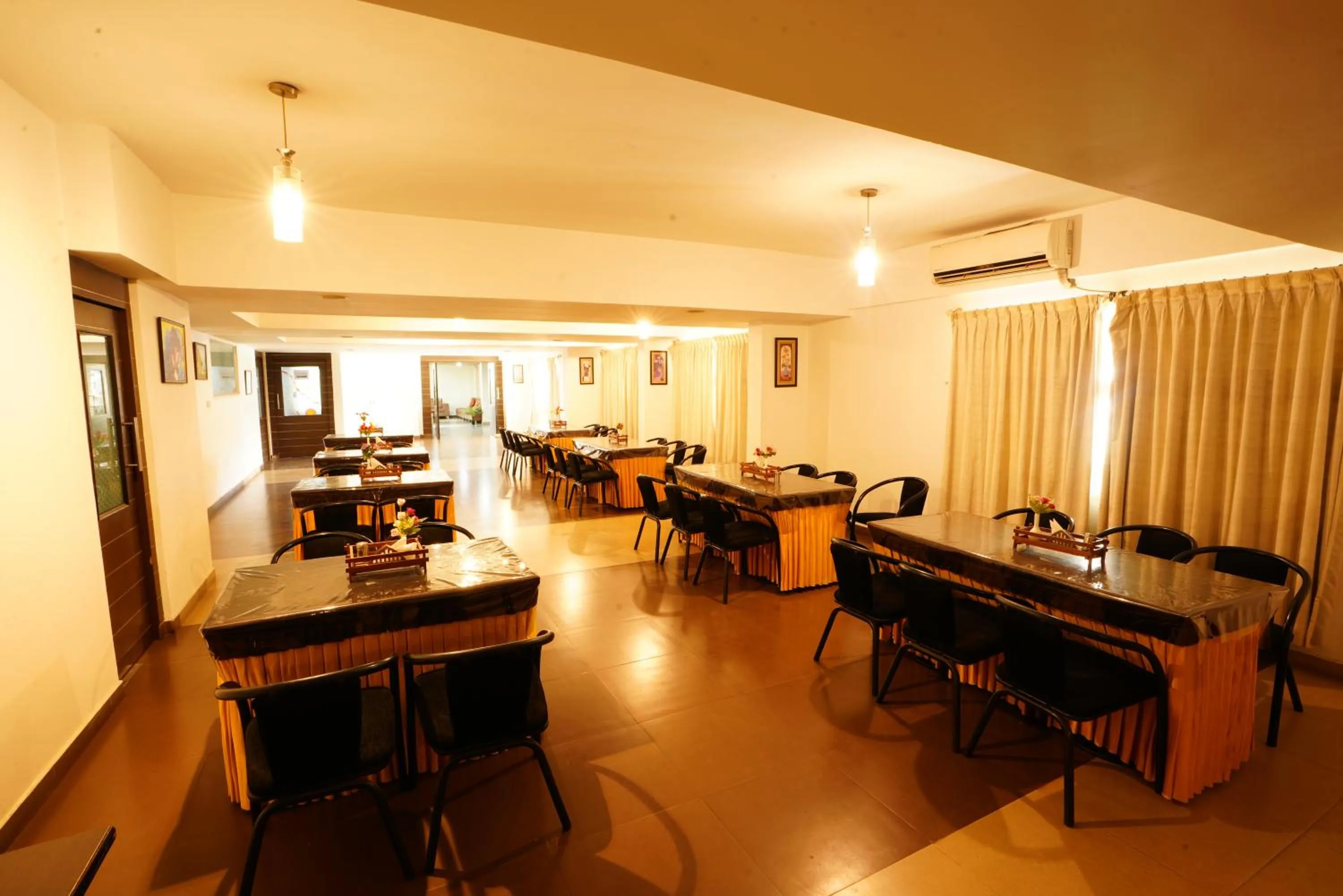 Hotel Grand Bee Bangalore