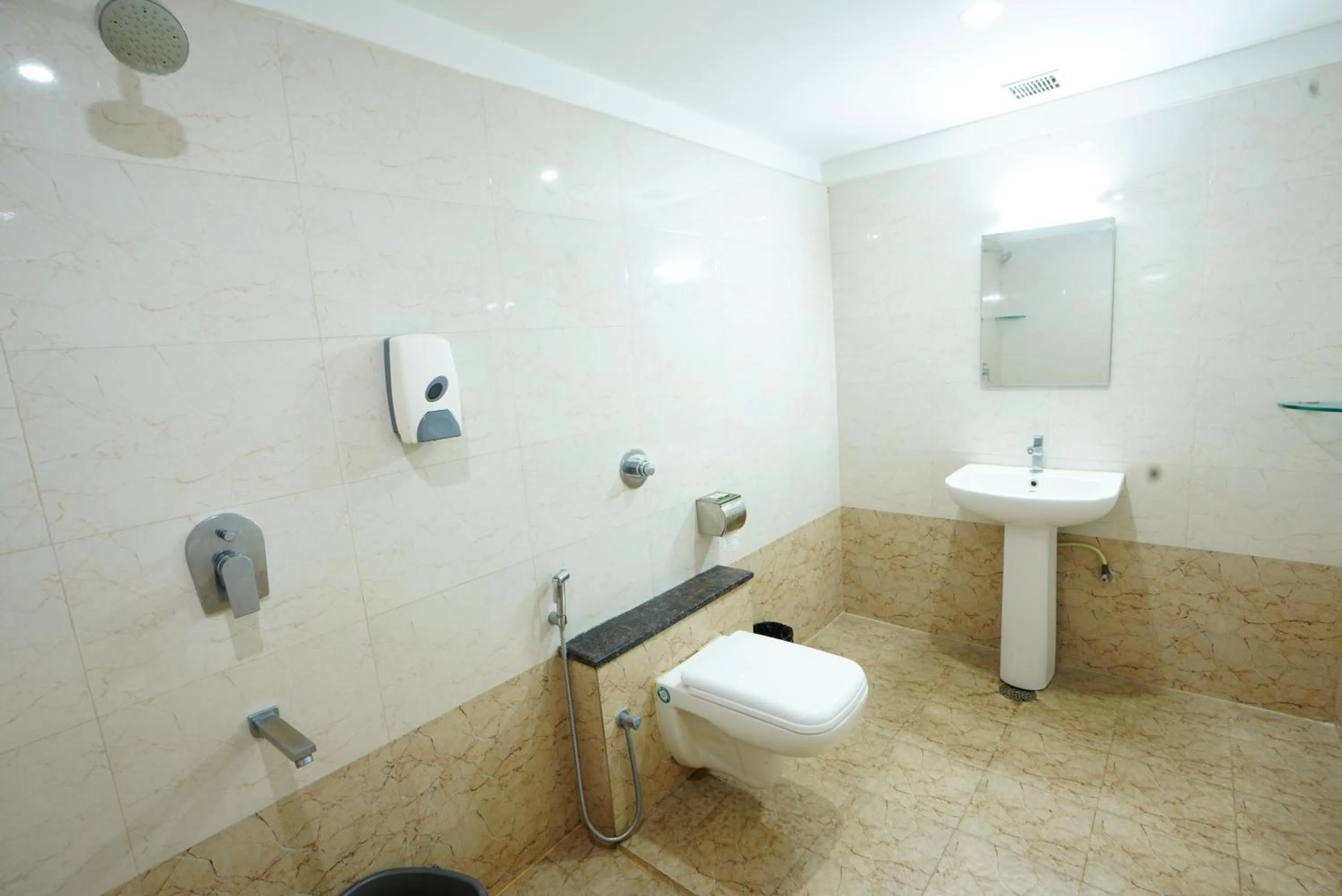 Hotel Grand Bee Bangalore