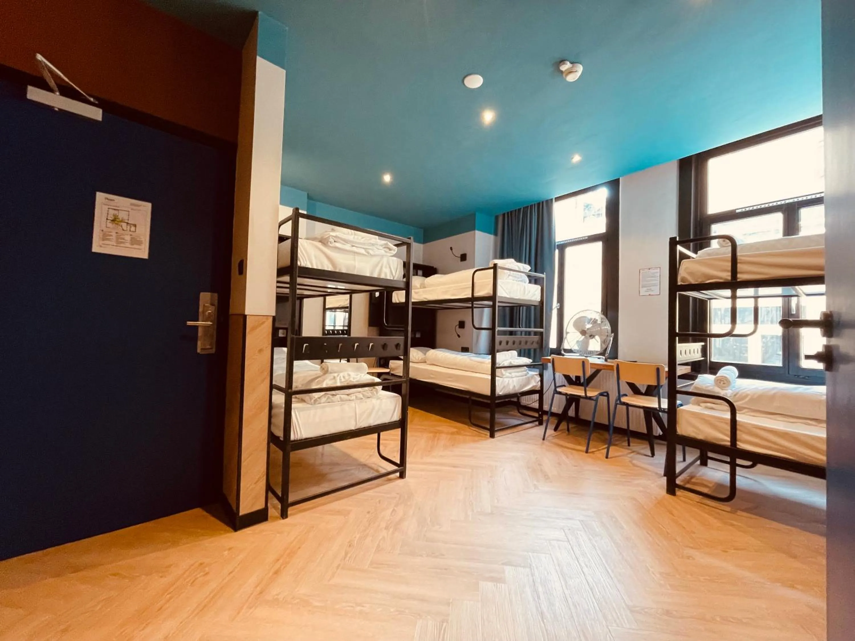 Bedroom, Bed in Heart of Amsterdam Hostel