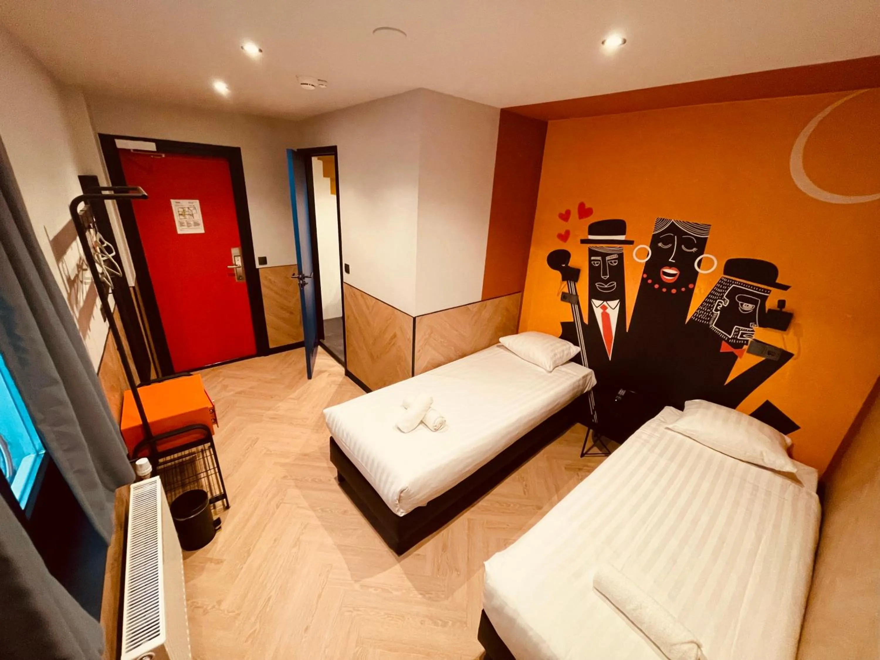 Bedroom, Bed in Heart of Amsterdam Hostel