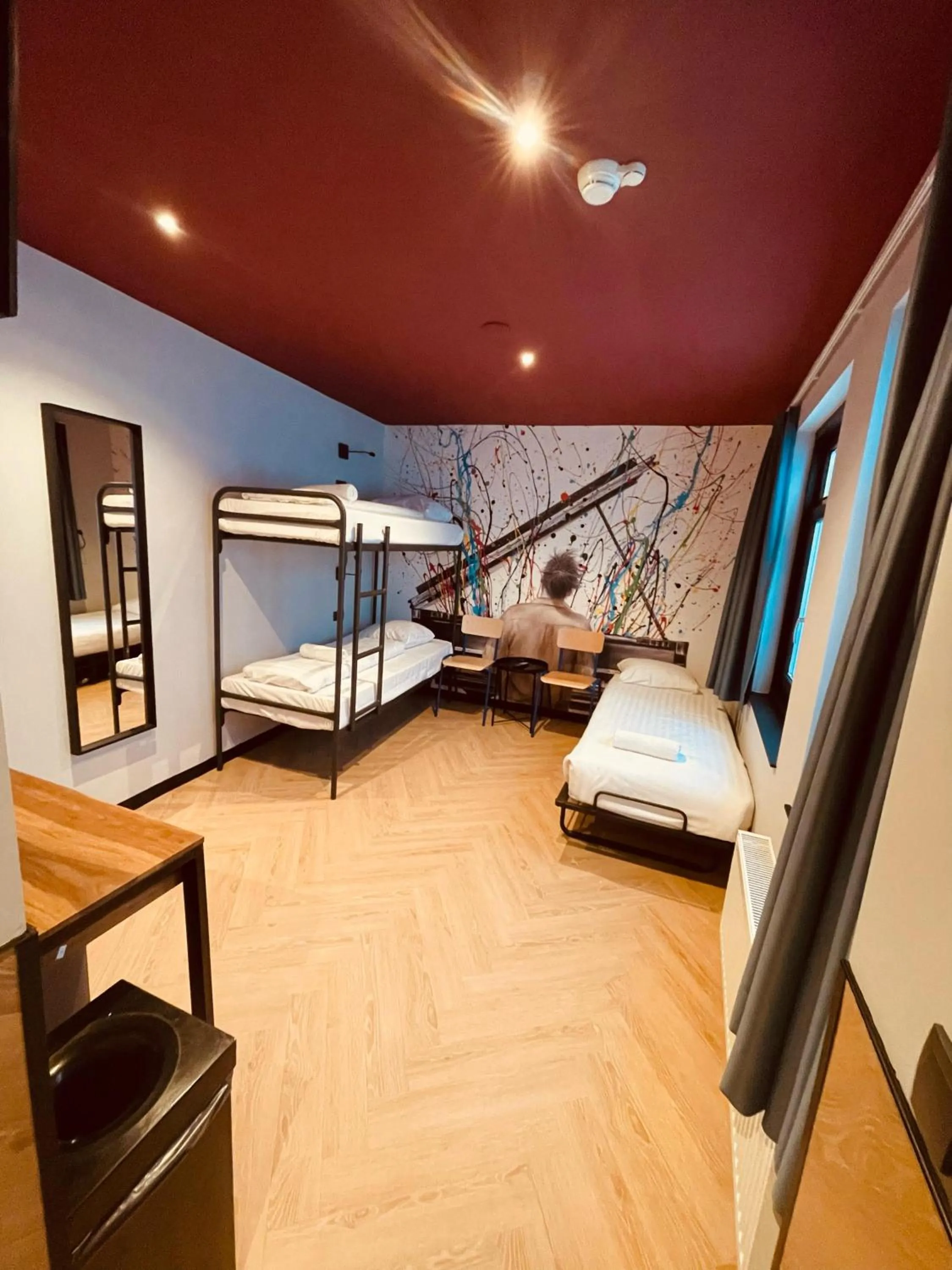 Bedroom, Bed in Heart of Amsterdam Hostel