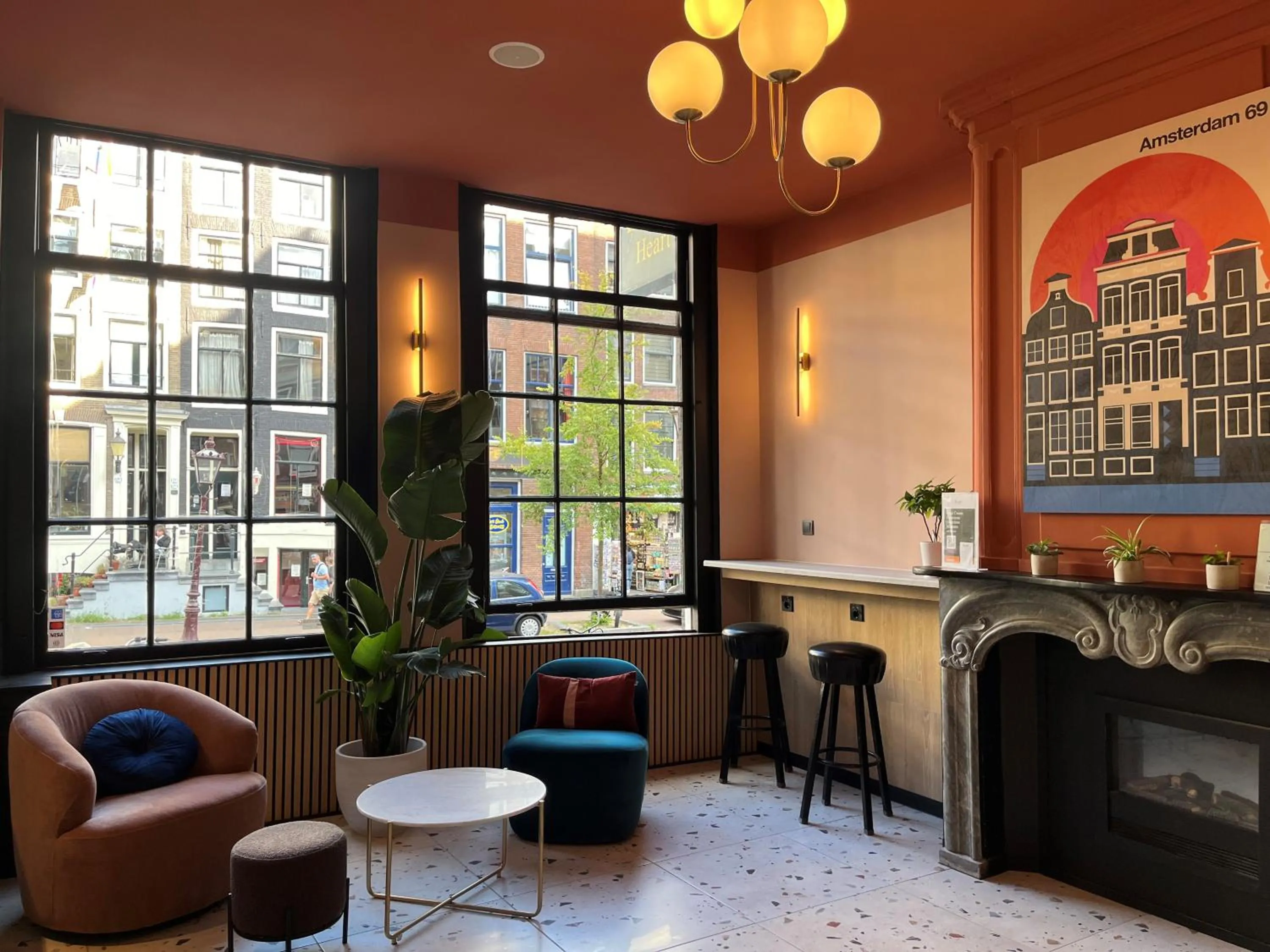 Lobby or reception in Heart of Amsterdam Hostel