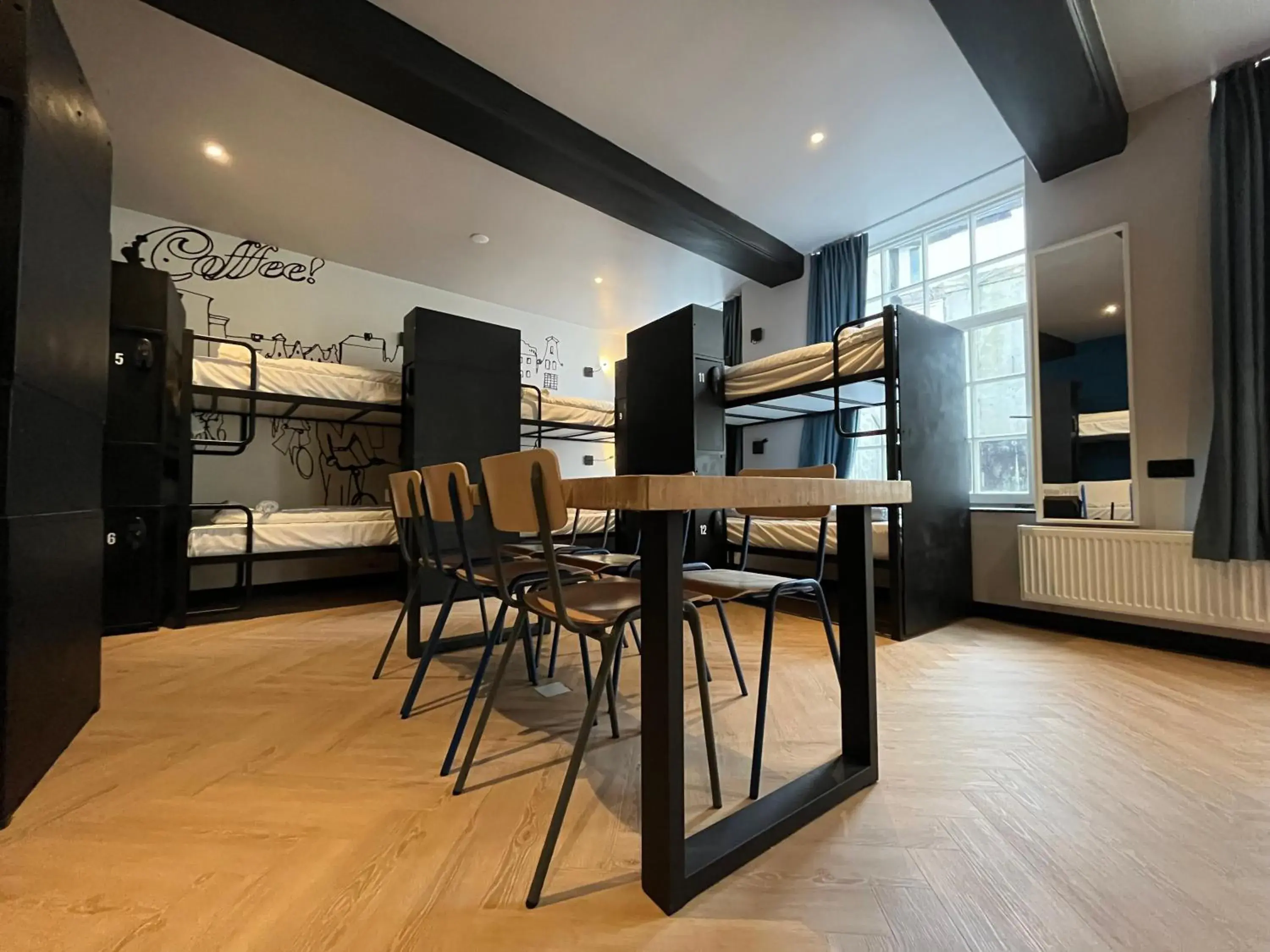 Bed in 12-Bed Mixed Dormitory Room in Heart of Amsterdam Hostel Bed in 12-Bed Mixed Dormitory Room in Heart of Amsterdam Hostel