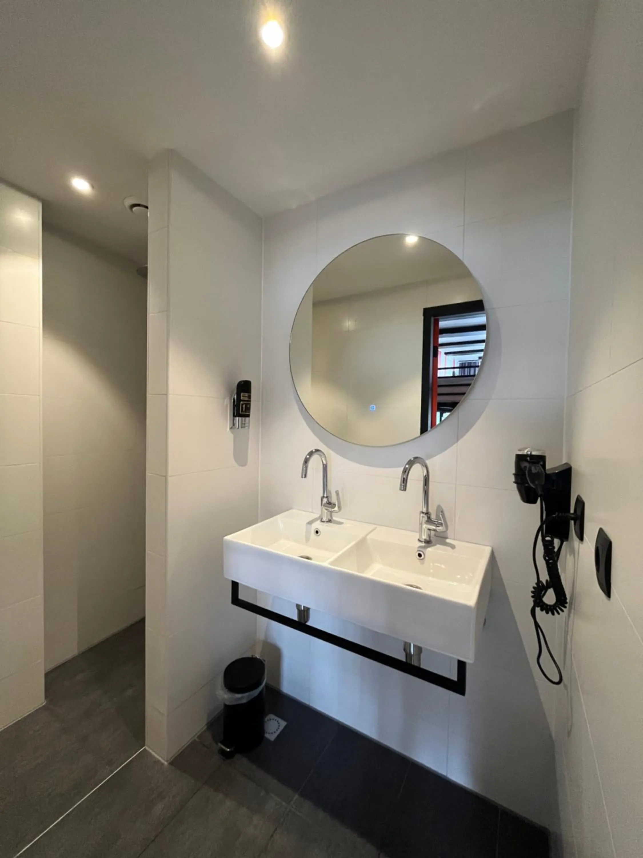 Bathroom in Heart of Amsterdam Hostel