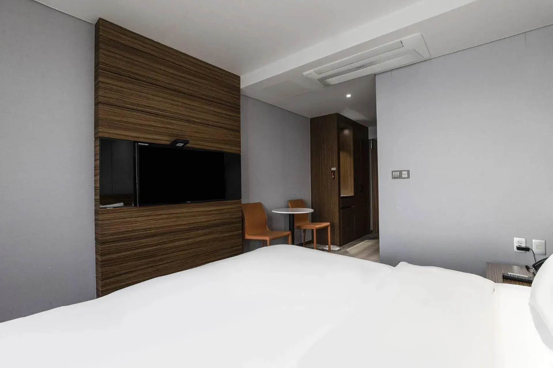 Bed in Western Grace Hotel Incheon Bed in Western Grace Hotel Incheon