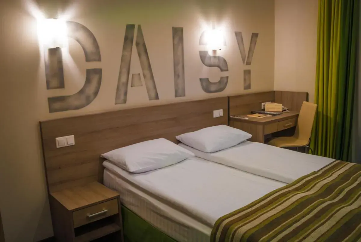 Standard Queen Room - single occupancy in Raziotel Kyiv (Boryspilska) Standard Queen Room - single occupancy in Raziotel Kyiv (Boryspilska)