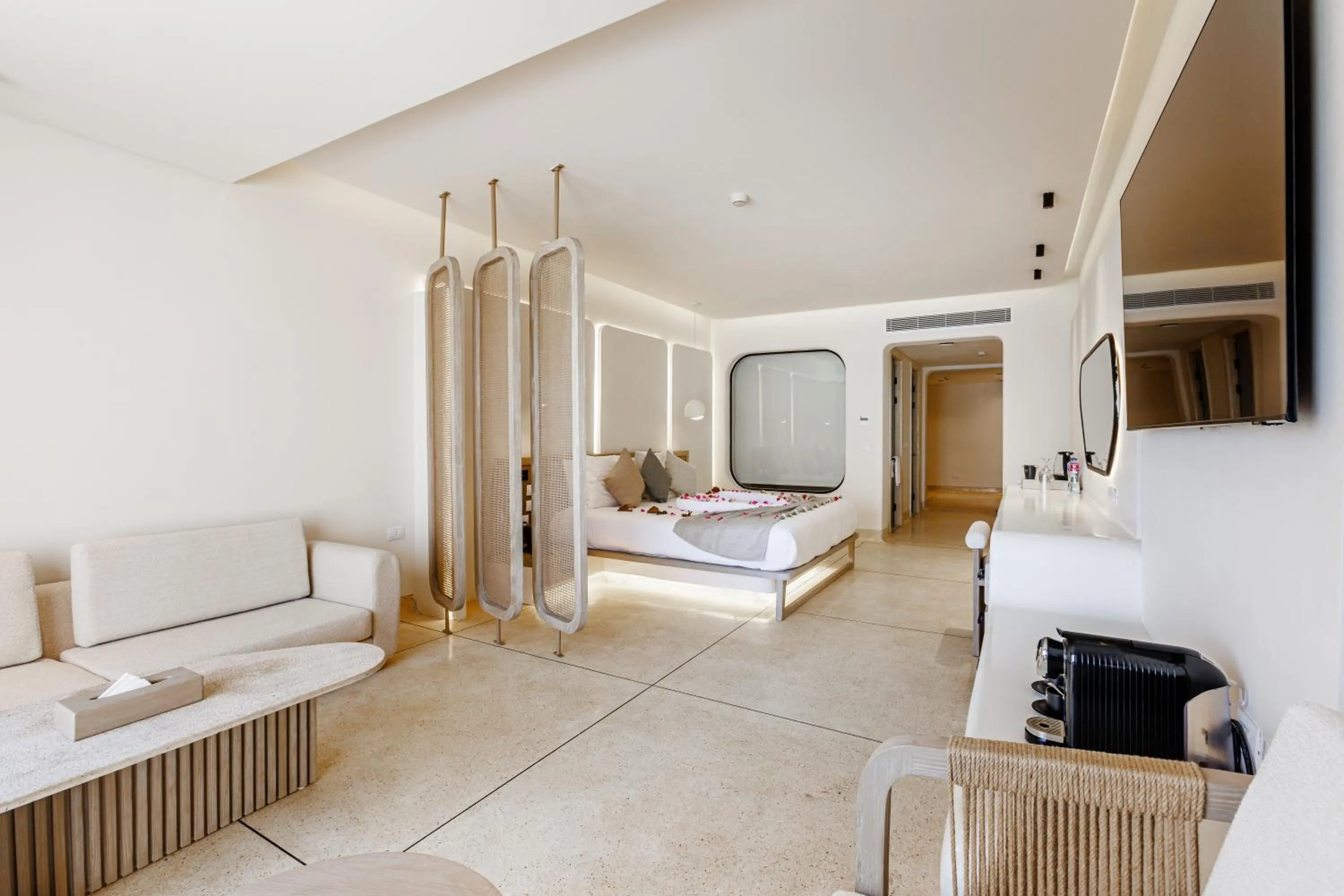 Bed in Sunrise Anjum Resort