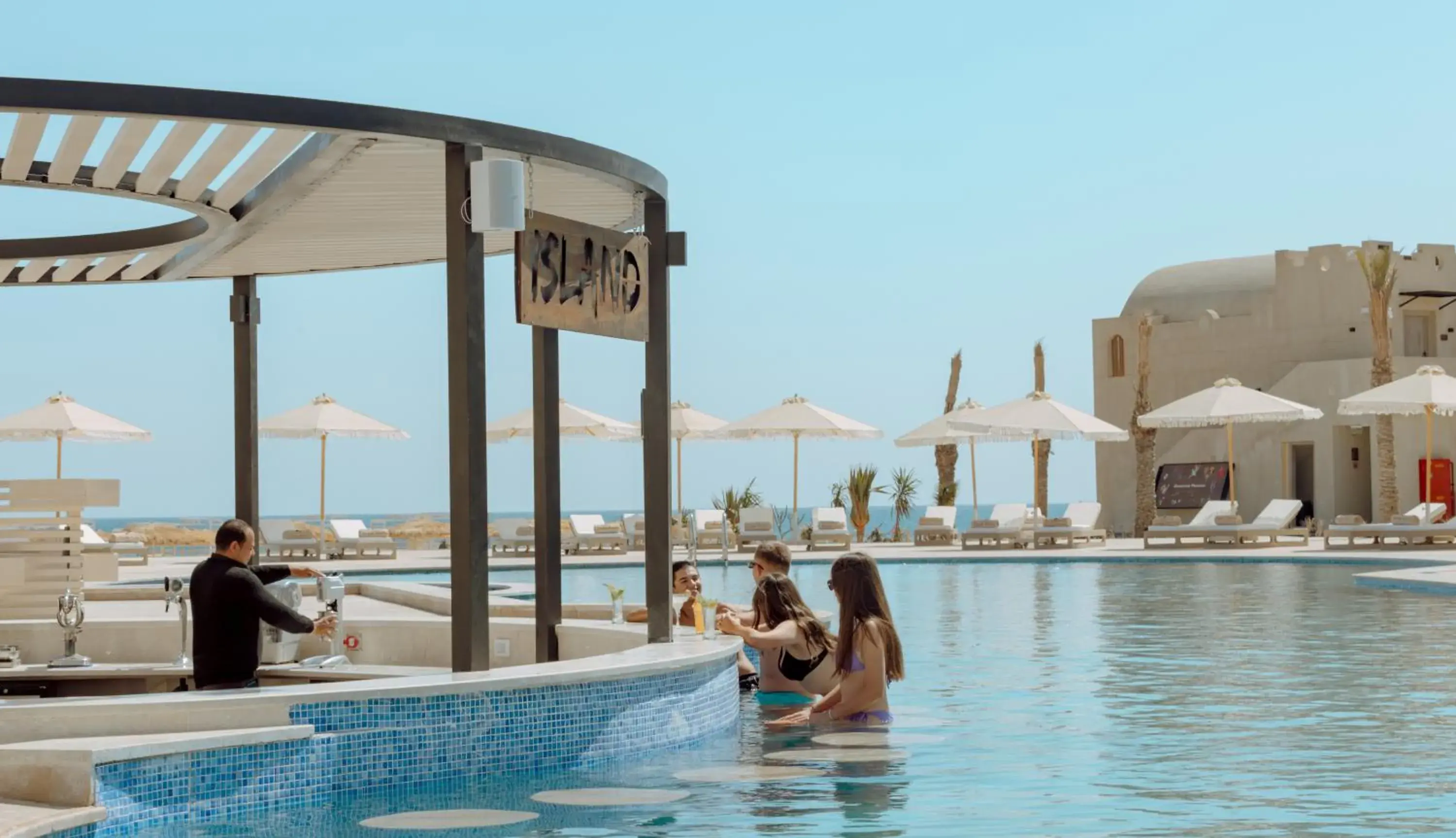 Lounge or bar in Sunrise Anjum Resort Lounge or bar in Sunrise Anjum Resort