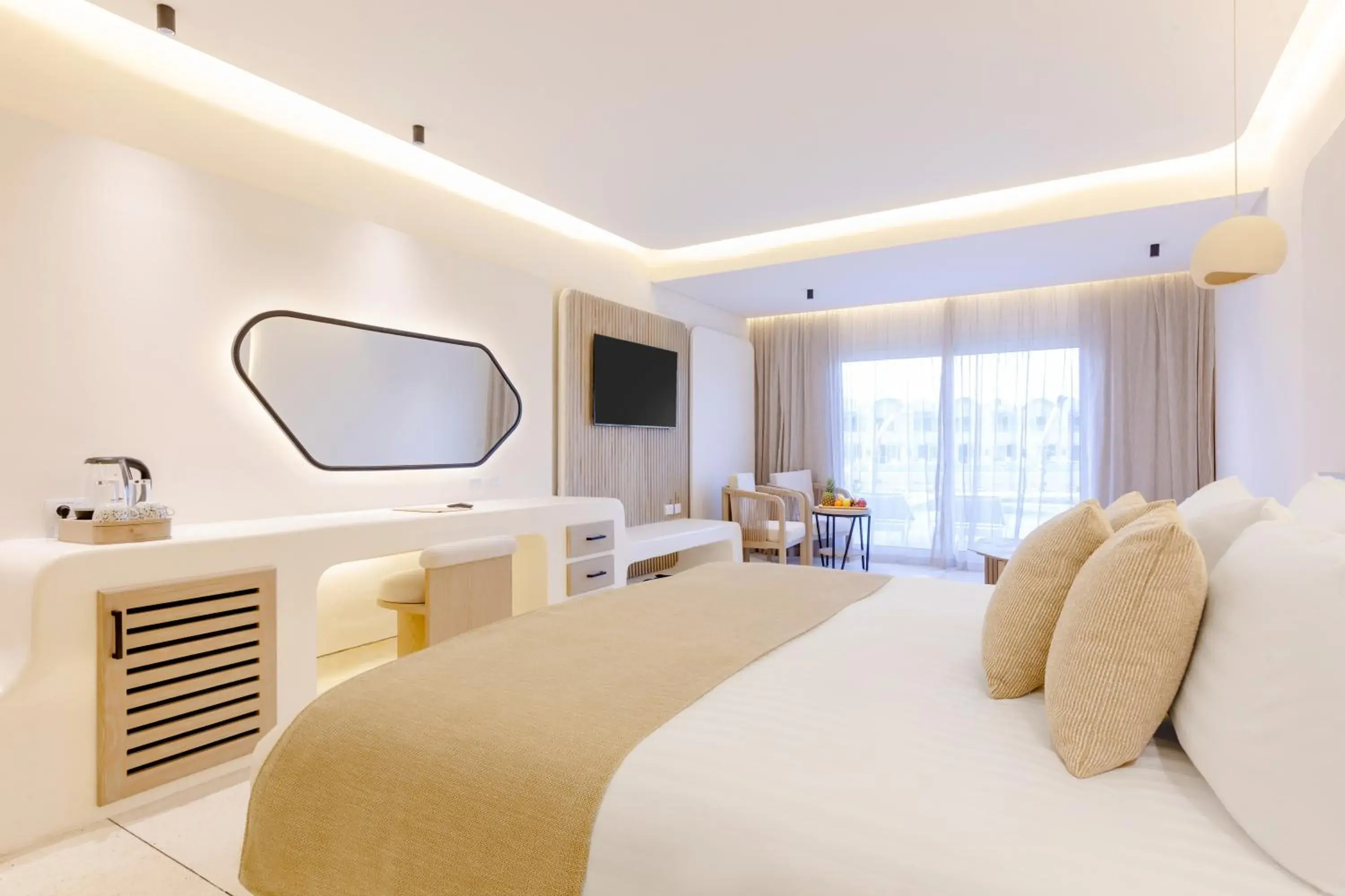 Executive Swim-Up Suite in Sunrise Anjum Resort Executive Swim-Up Suite in Sunrise Anjum Resort