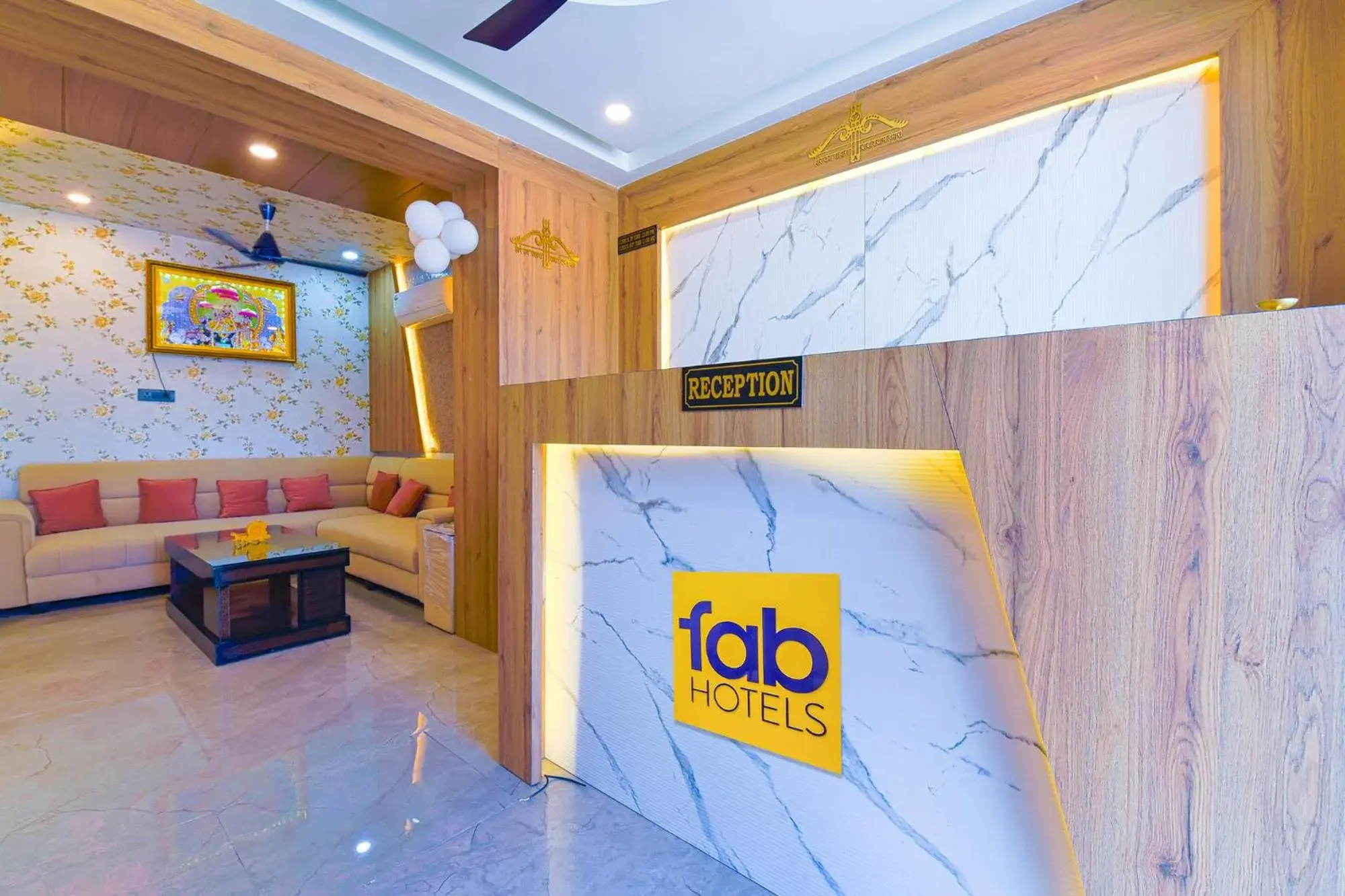 Lobby or reception in FabHotel Bohra International Lobby or reception in FabHotel Bohra International