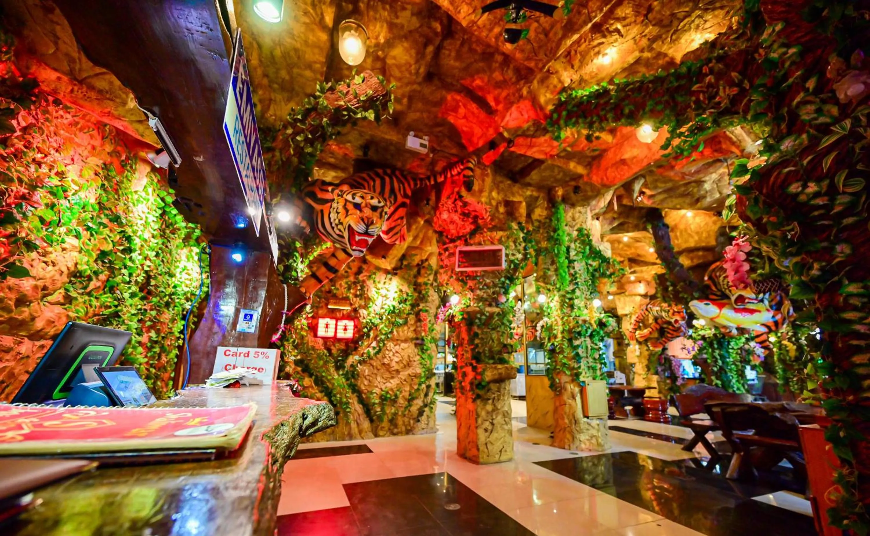 Lobby or reception in Tiger Complex Hotel