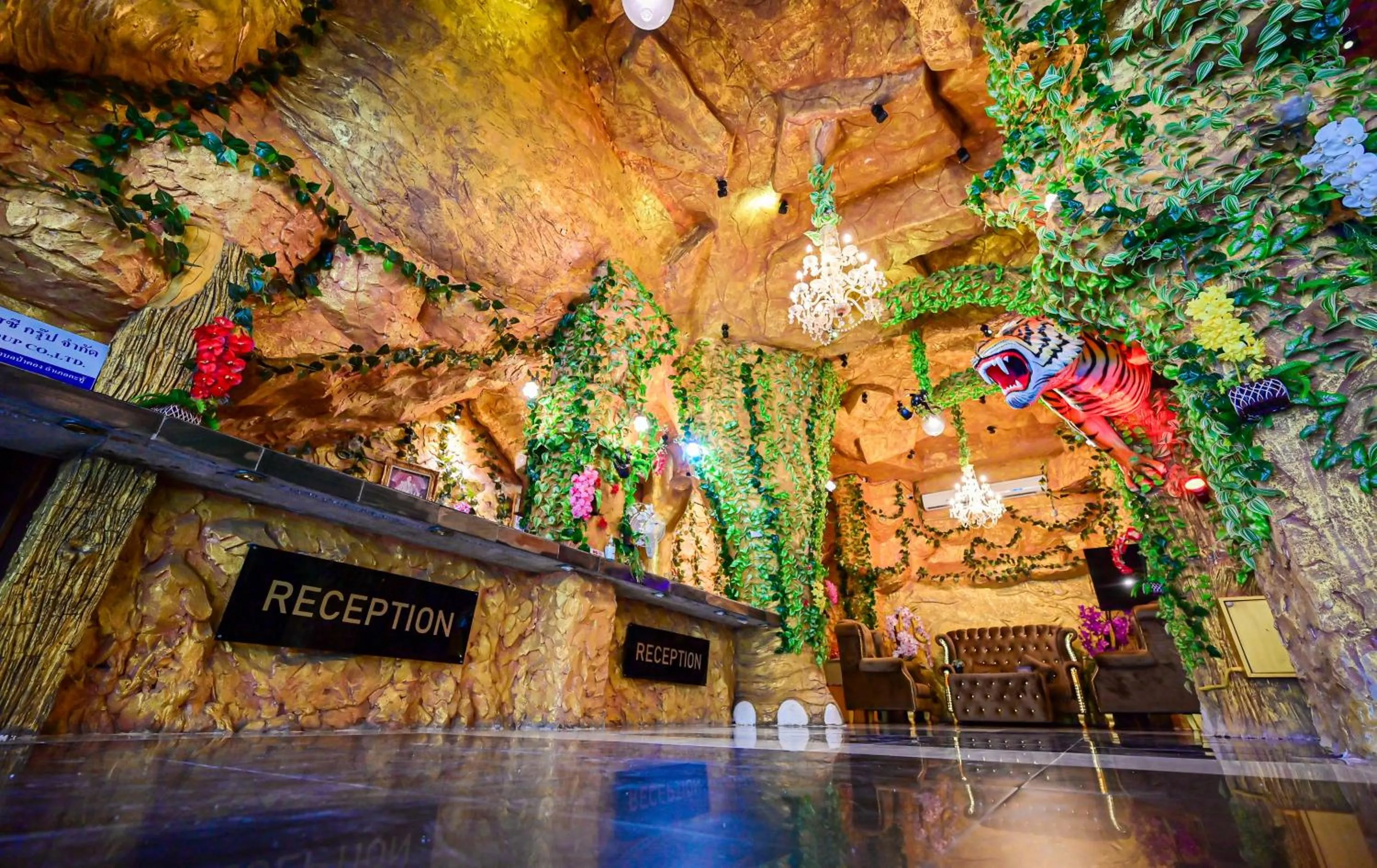 Lobby or reception in Tiger Complex Hotel