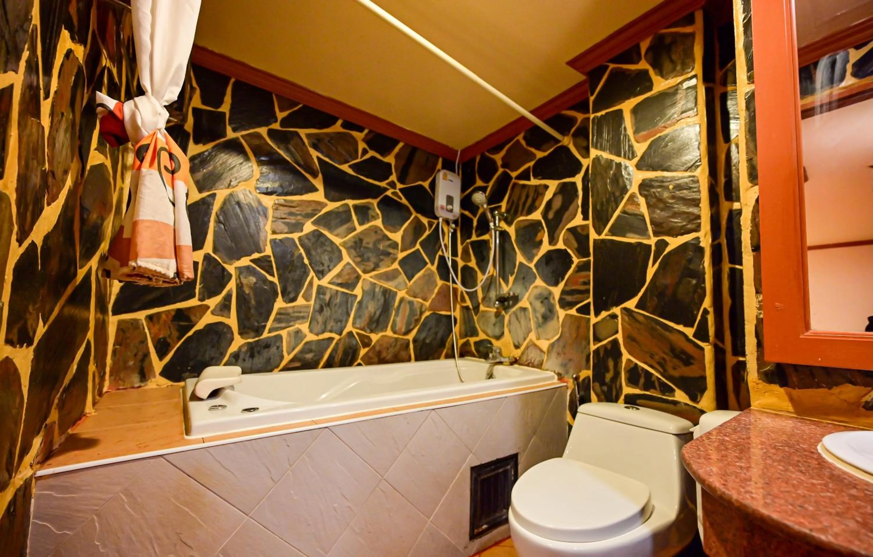 Shower in Tiger Complex Hotel