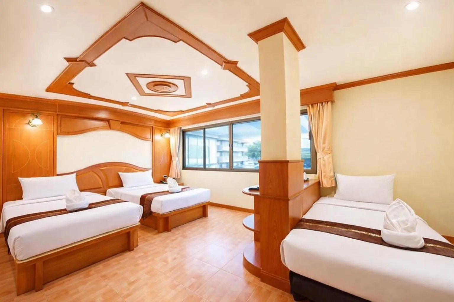 Bedroom, Bed in Tiger Complex Hotel