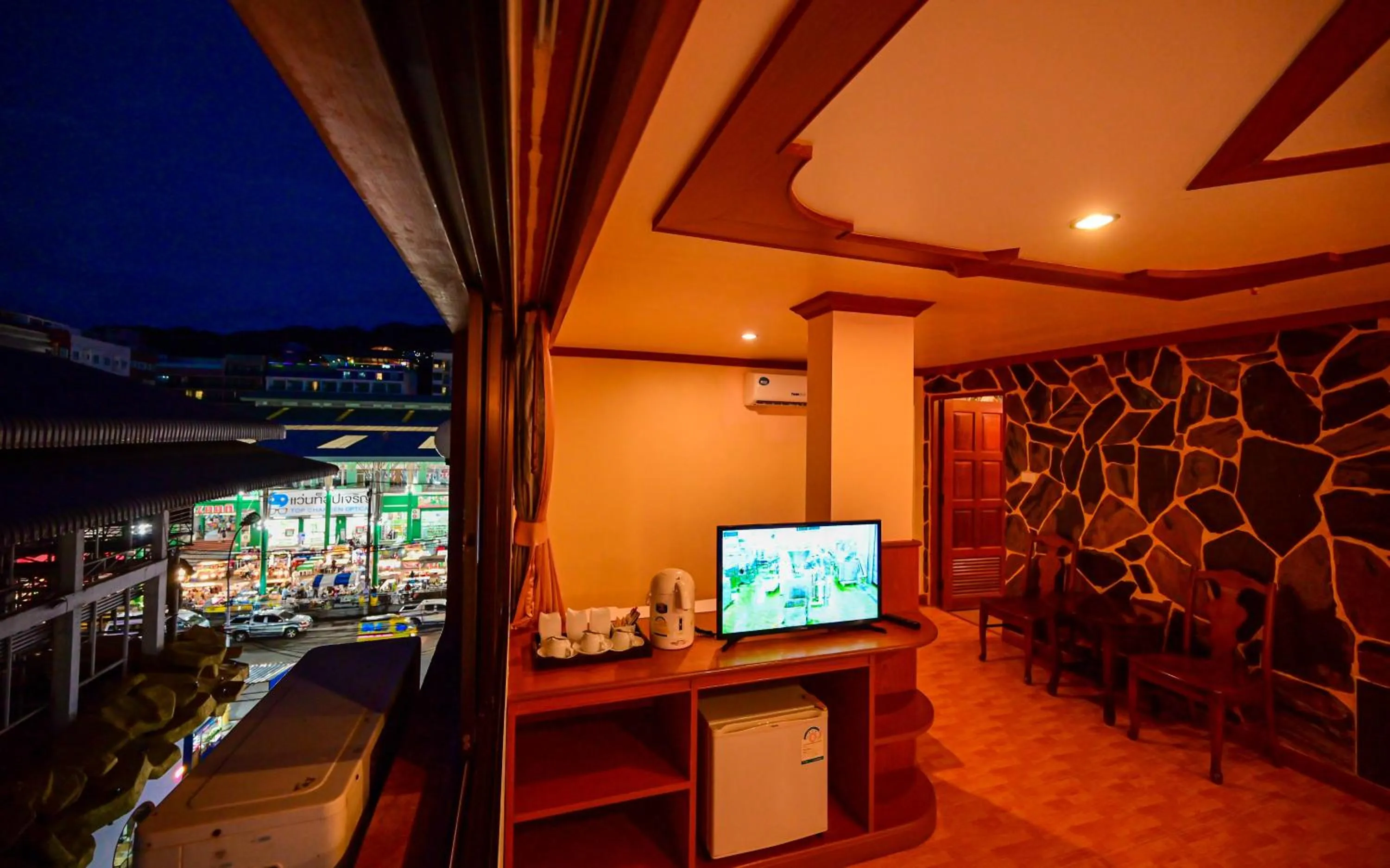 TV and multimedia in Tiger Complex Hotel