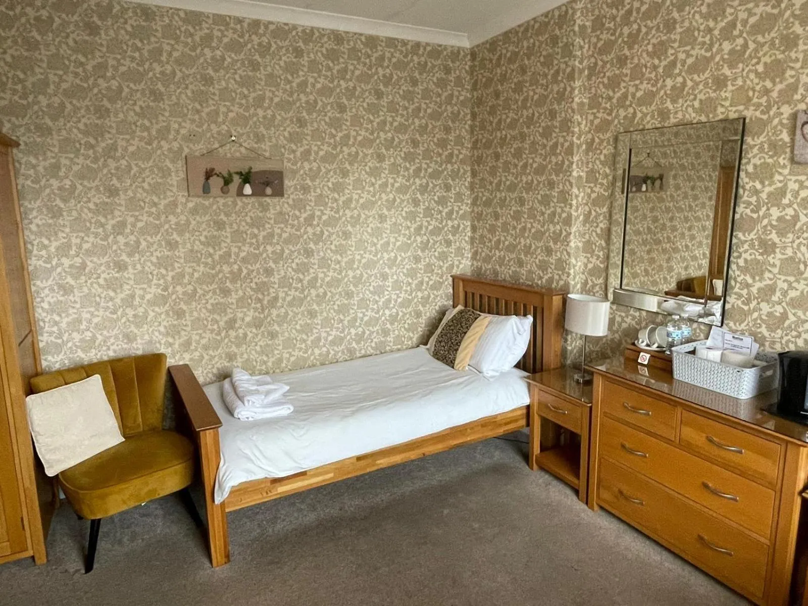 Bed in Tal Y Don Hotel