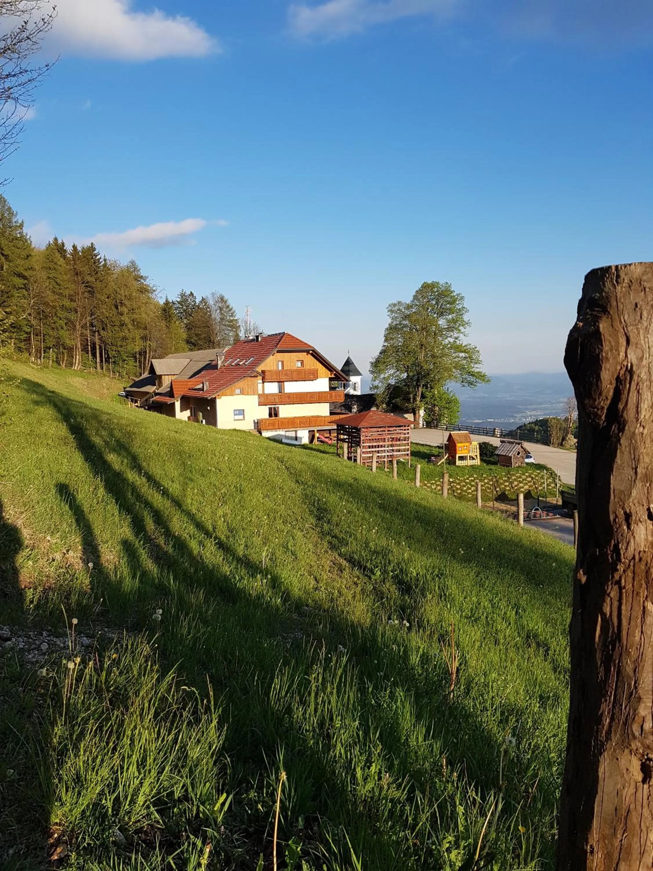 Property building in Guest house Pr Ambružarju & Apartments