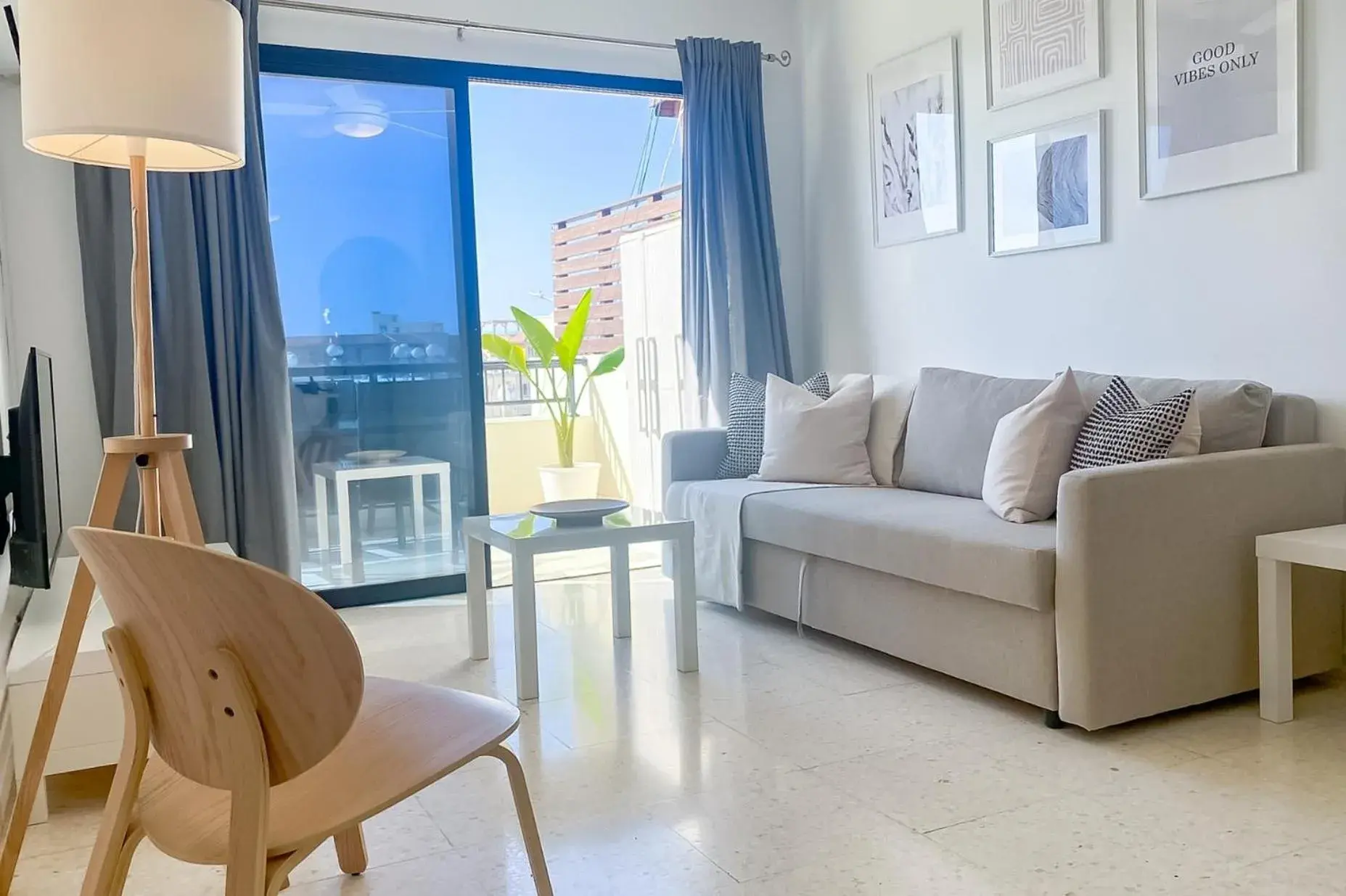 Phaedrus Living: Byzantium Modern City Flat Phaedrus Living: Byzantium Modern City Flat