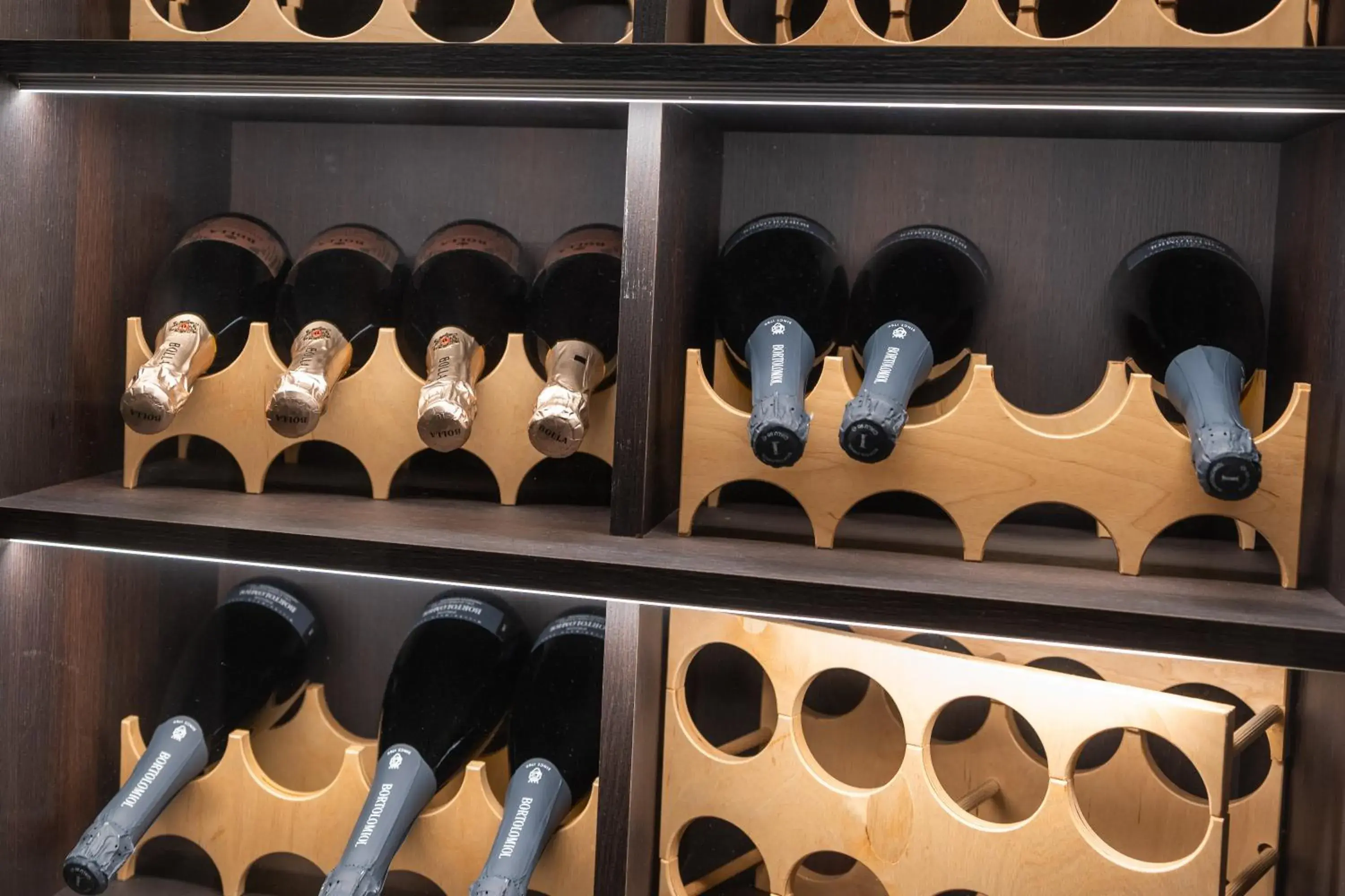 Lounge or bar in Divina Luxury Hotel Lounge or bar in Divina Luxury Hotel