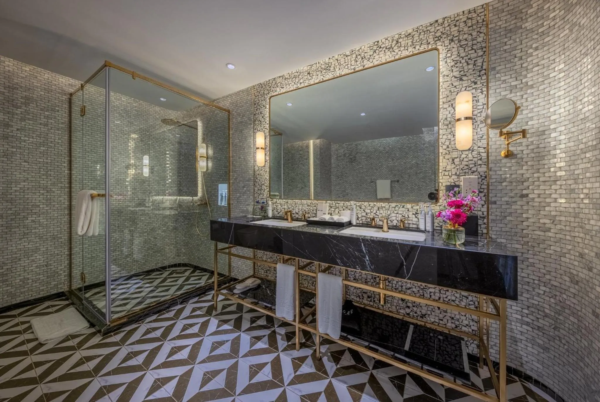 Bathroom in Glee Nairobi, a Preferred LVX Hotel