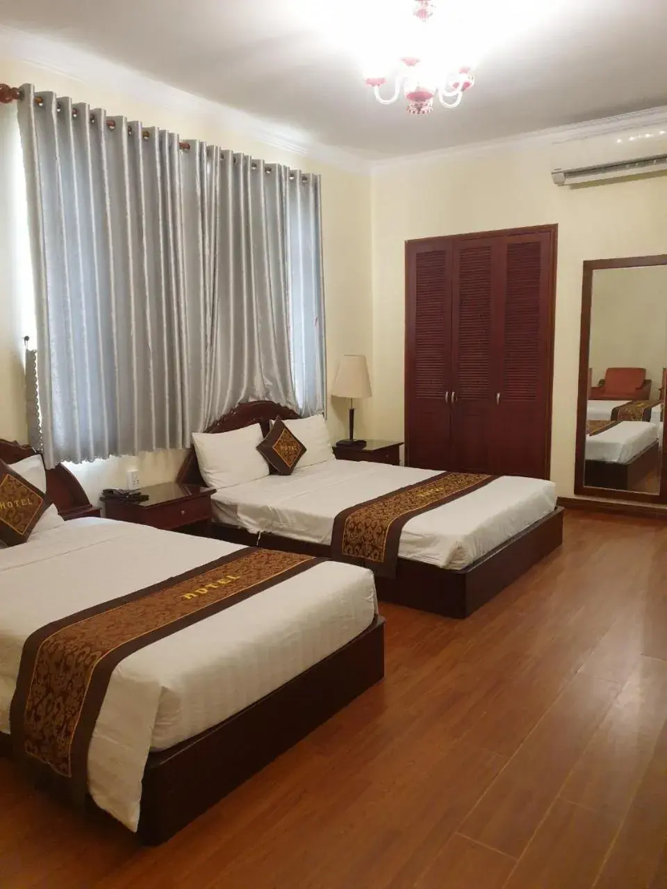 Deluxe Triple Room in Ngọc Lan Hotel Deluxe Triple Room in Ngọc Lan Hotel