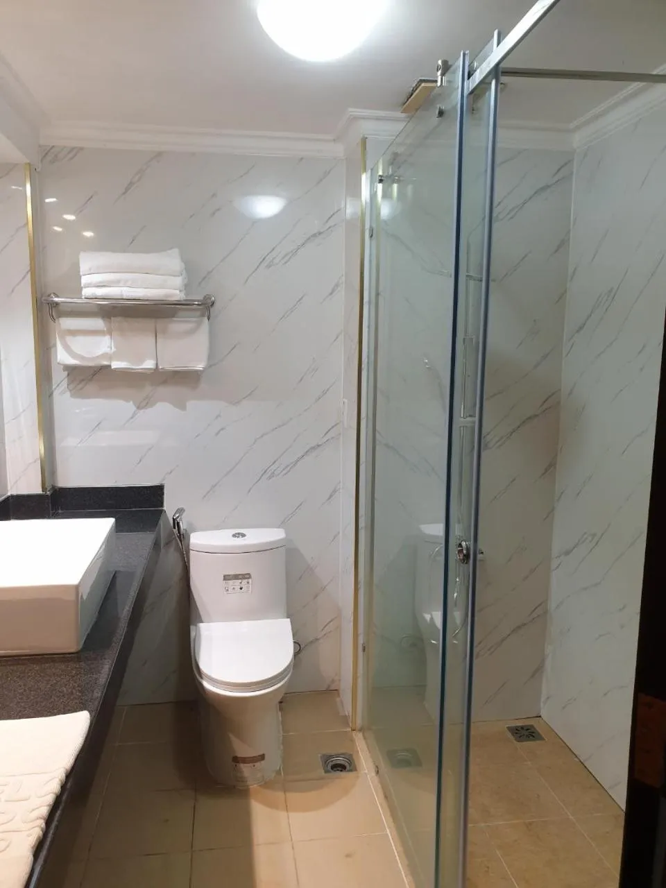 Toilet in Ngọc Lan Hotel