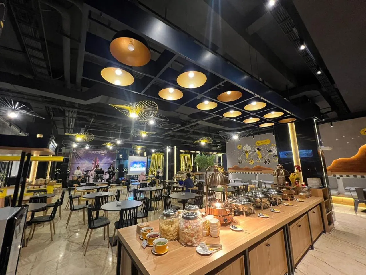 Breakfast in Yello Hotel Harbour Bay