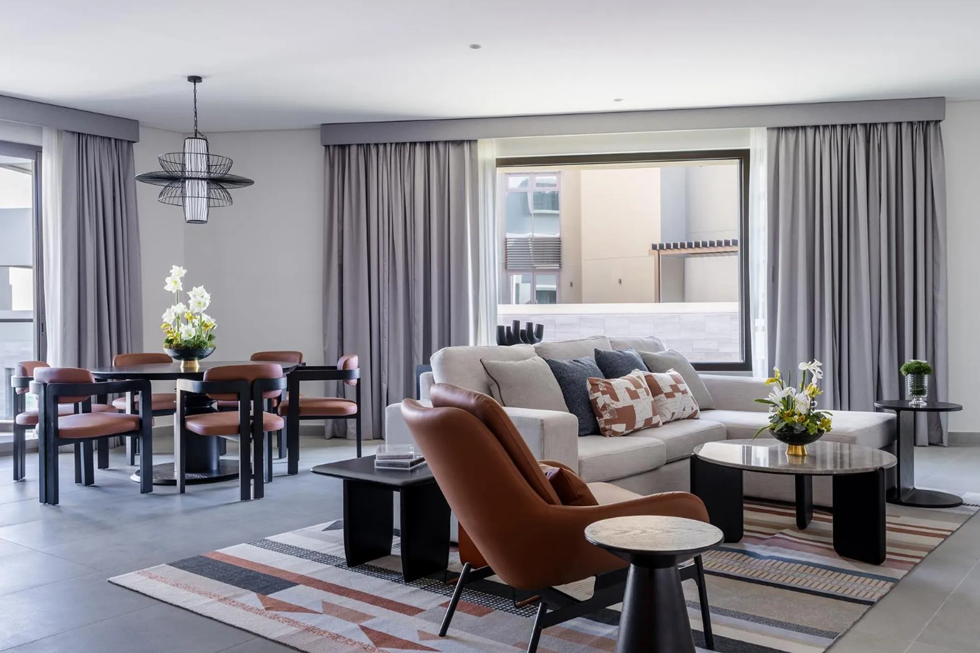 Living room in Fraser Suites Al Liwan