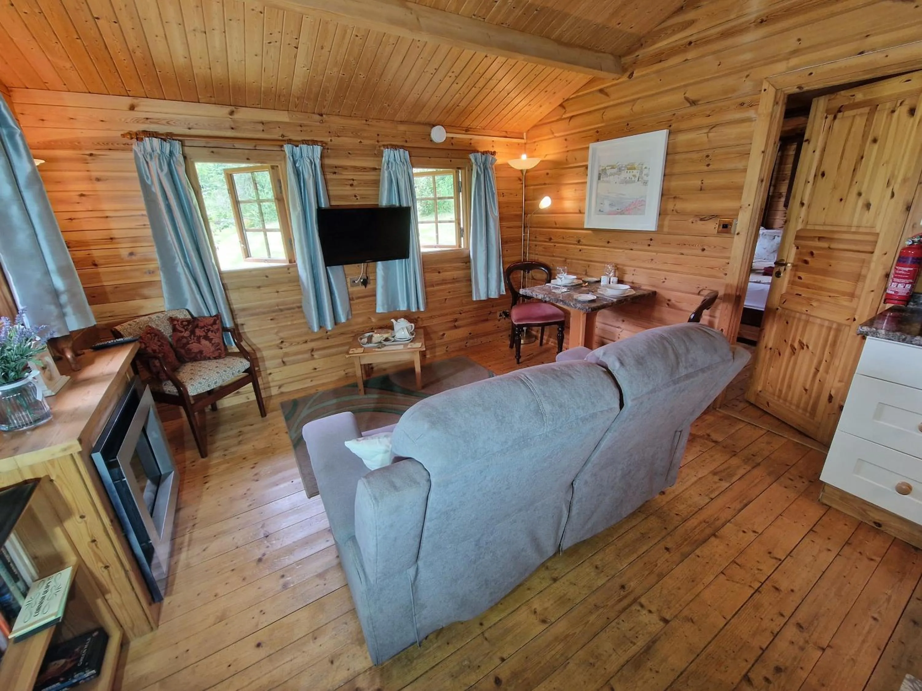 Living room in Polgwedhen Lodge