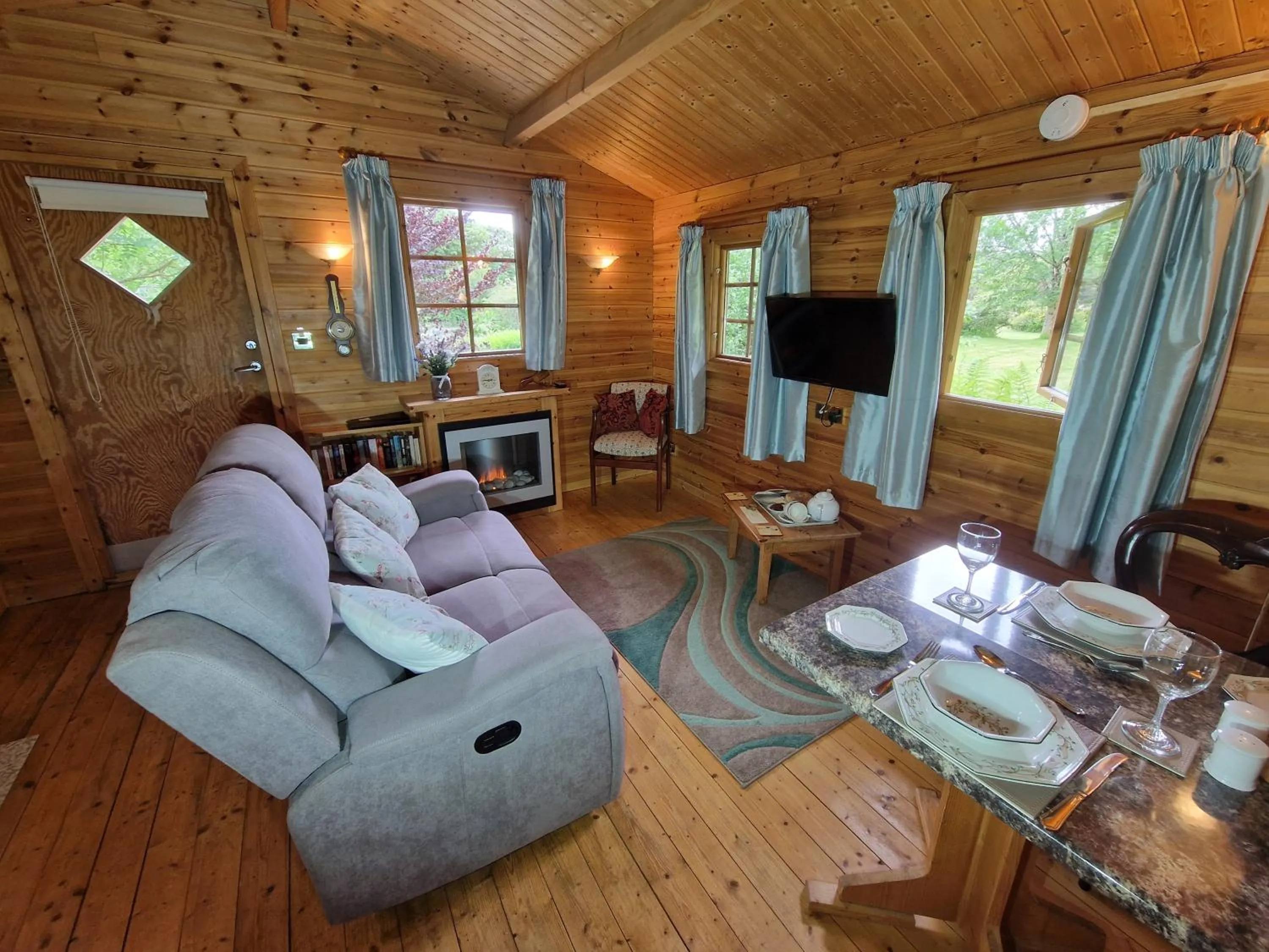Seating area in Polgwedhen Lodge