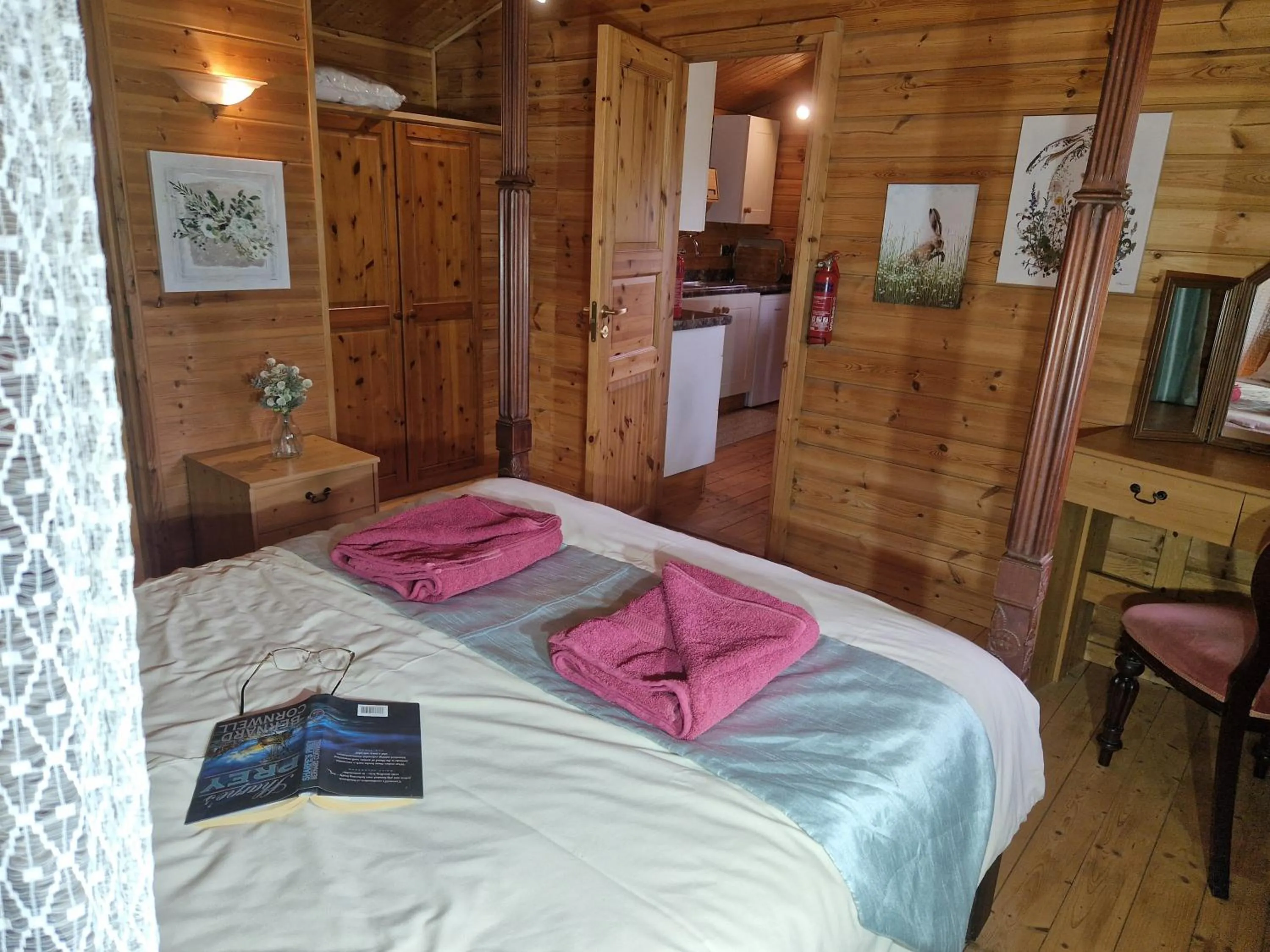 Bed in Polgwedhen Lodge