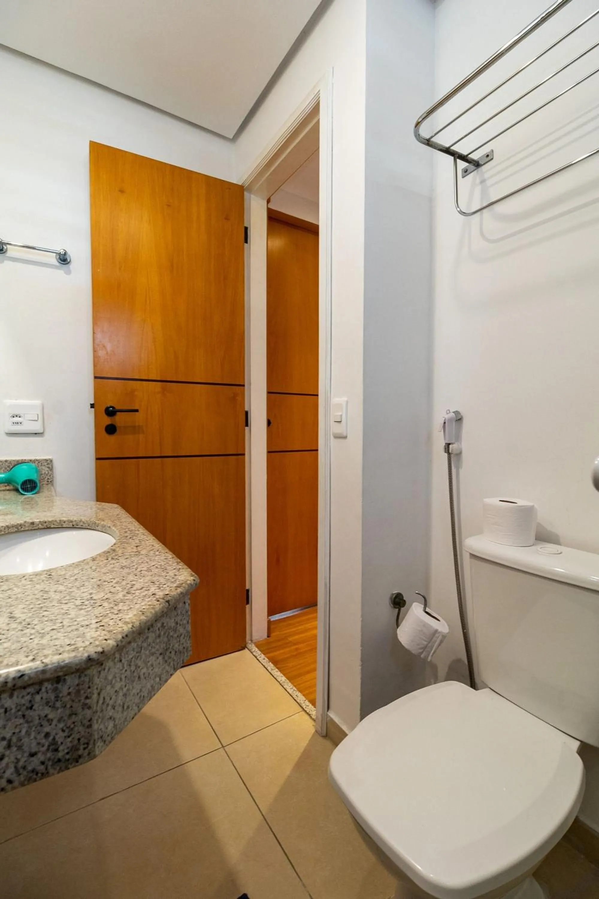 Toilet in LFlats ALAMEDA CAMPINAS Jardim Paulista