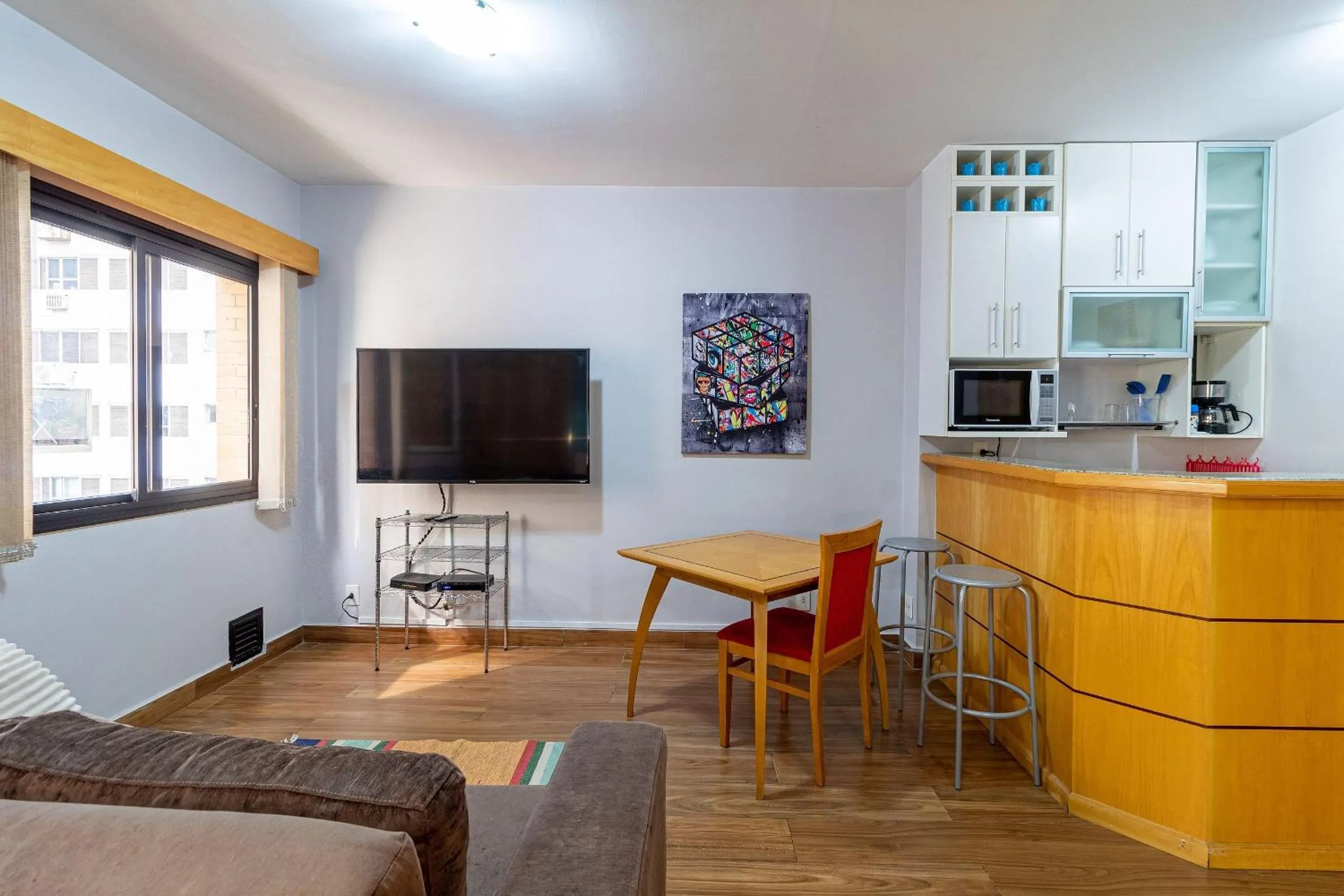 Communal lounge/ TV room in LFlats ALAMEDA CAMPINAS Jardim Paulista