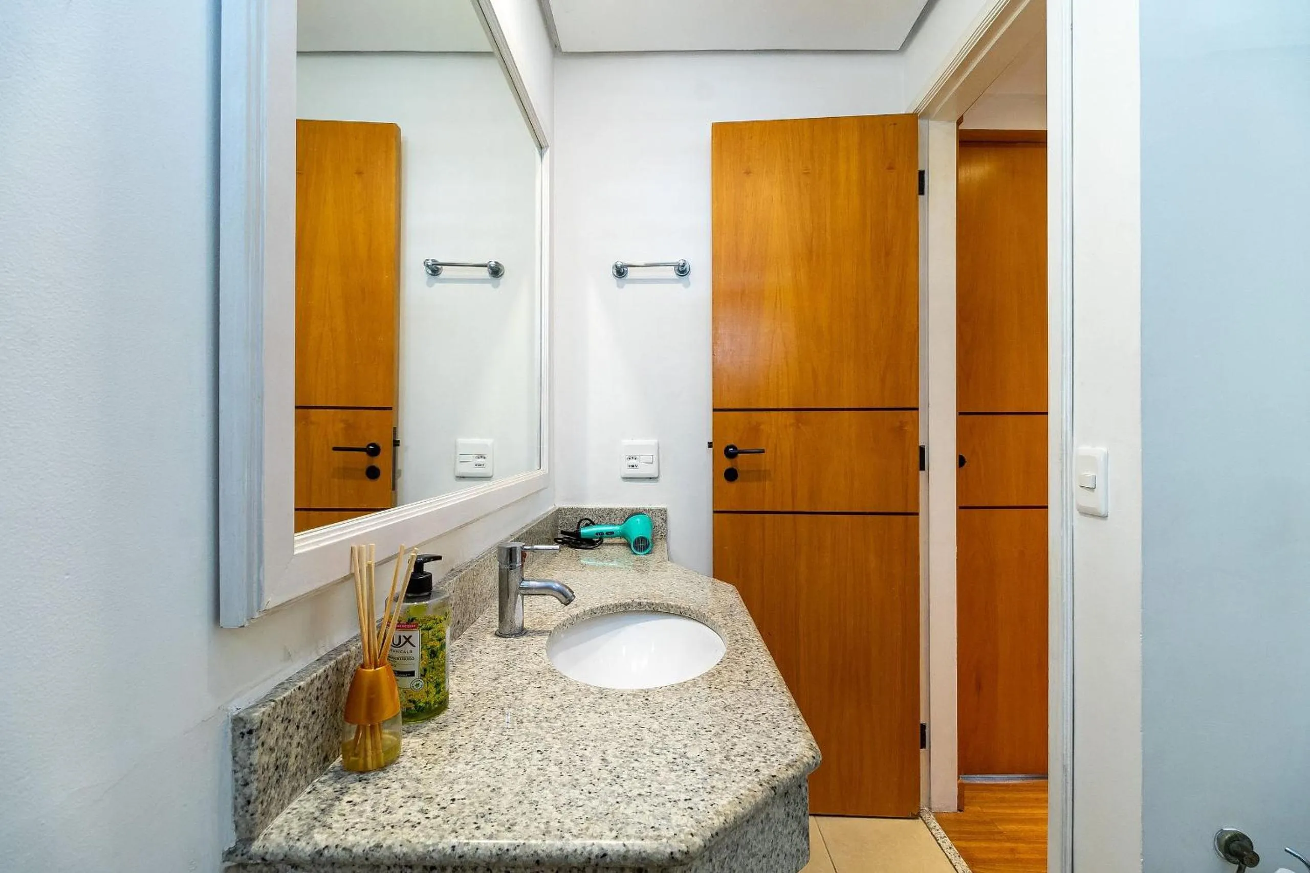 Toilet in LFlats ALAMEDA CAMPINAS Jardim Paulista