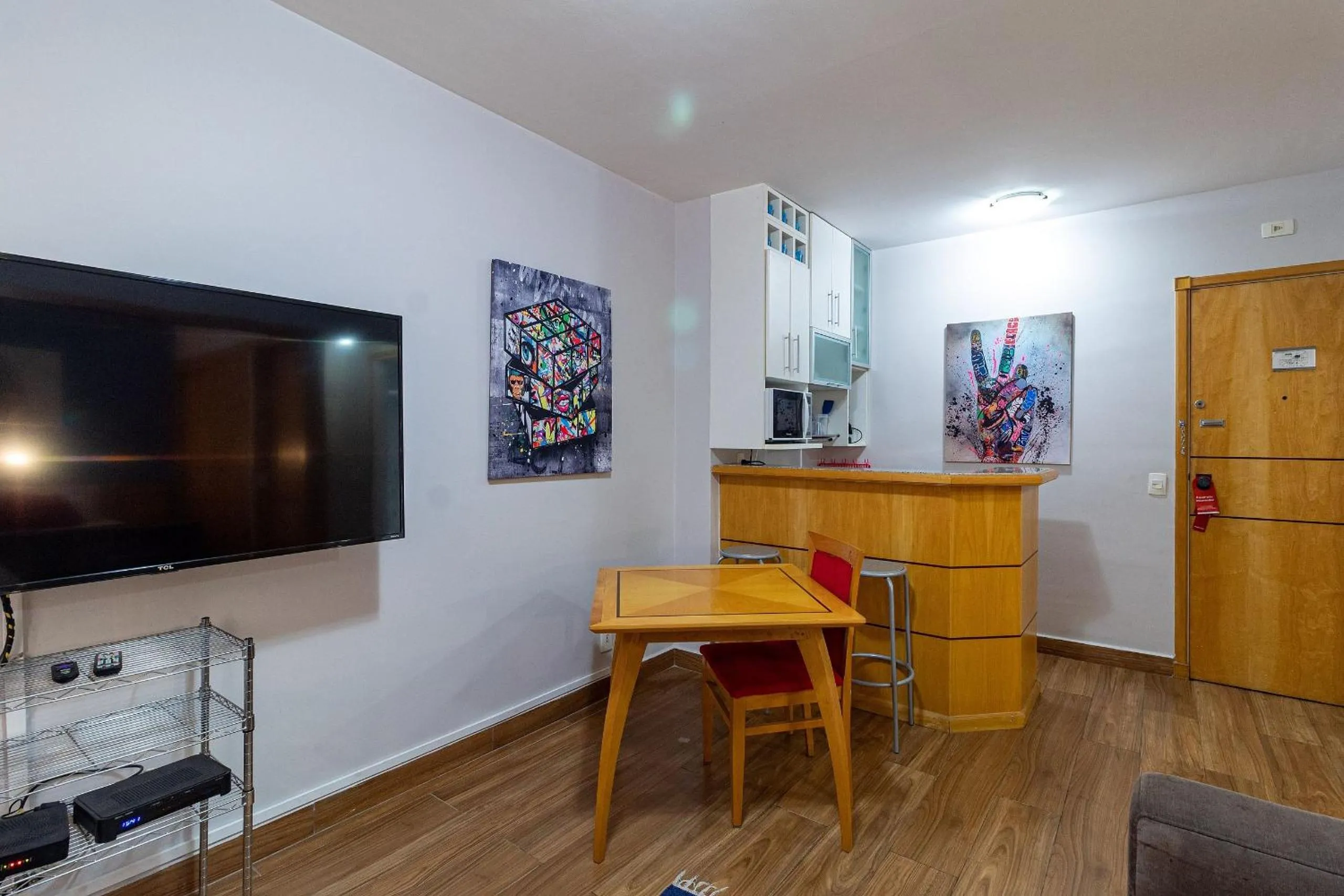 Living room in LFlats ALAMEDA CAMPINAS Jardim Paulista