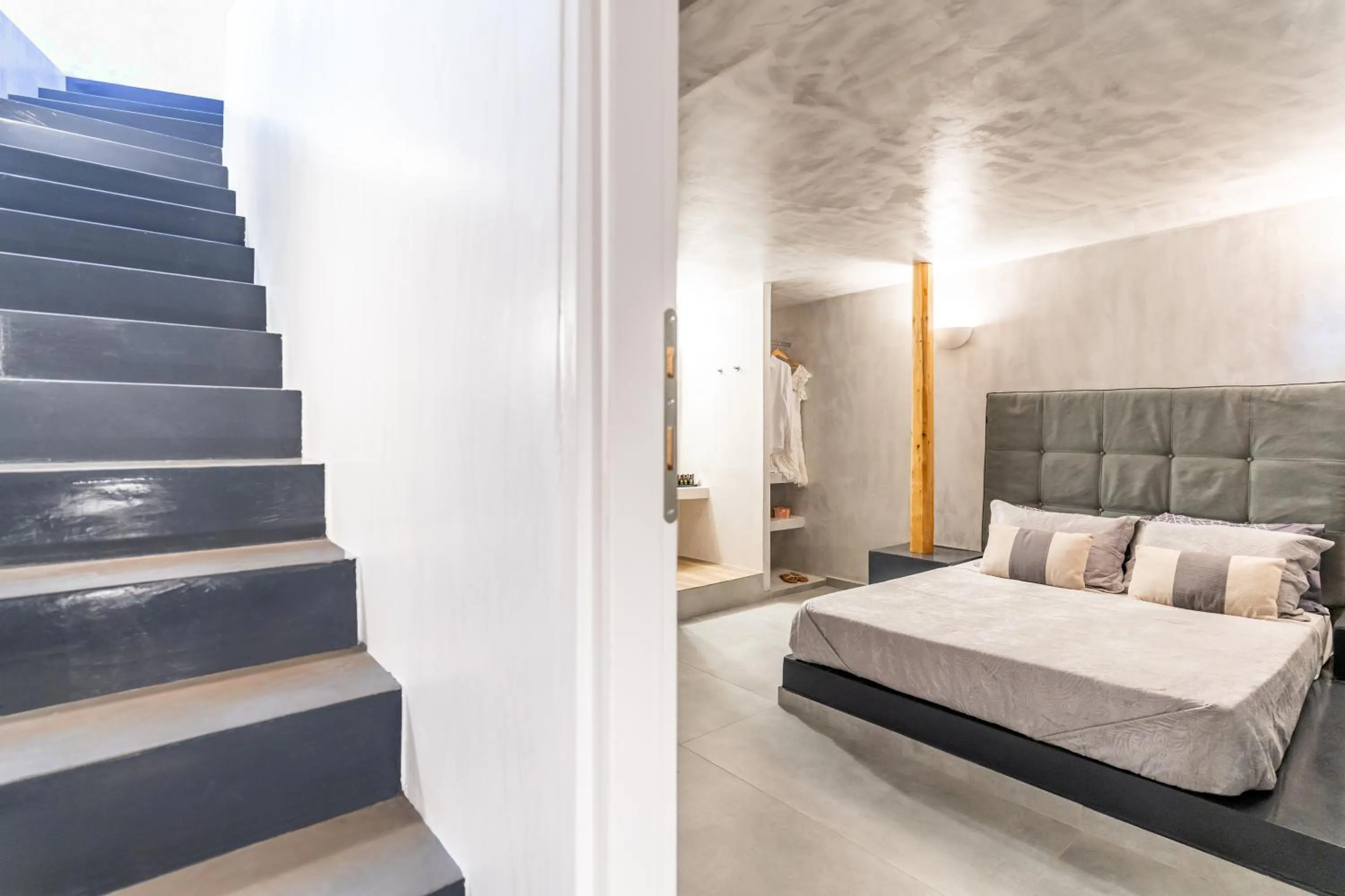 Bedroom in Abrazo Villas