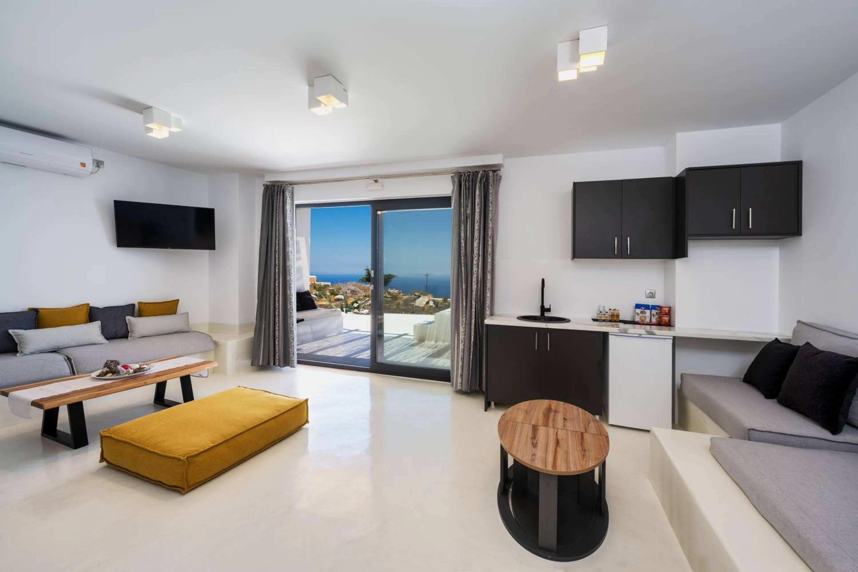 Living room in Abrazo Villas