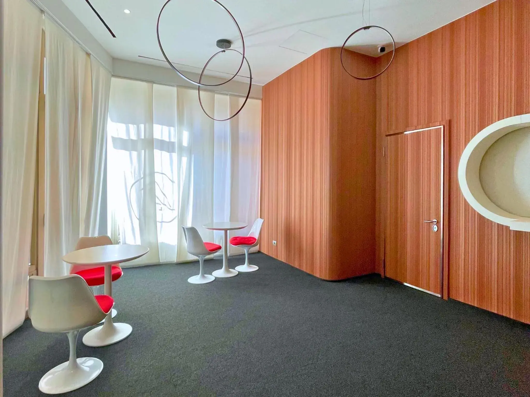 Seating area in Navigli Suites Seating area in Navigli Suites