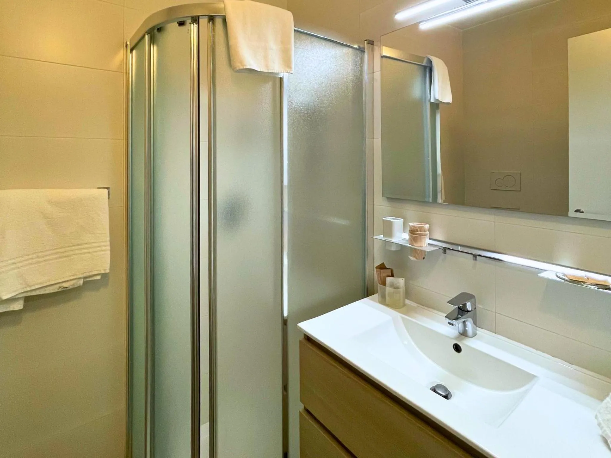 Shower in Navigli Suites