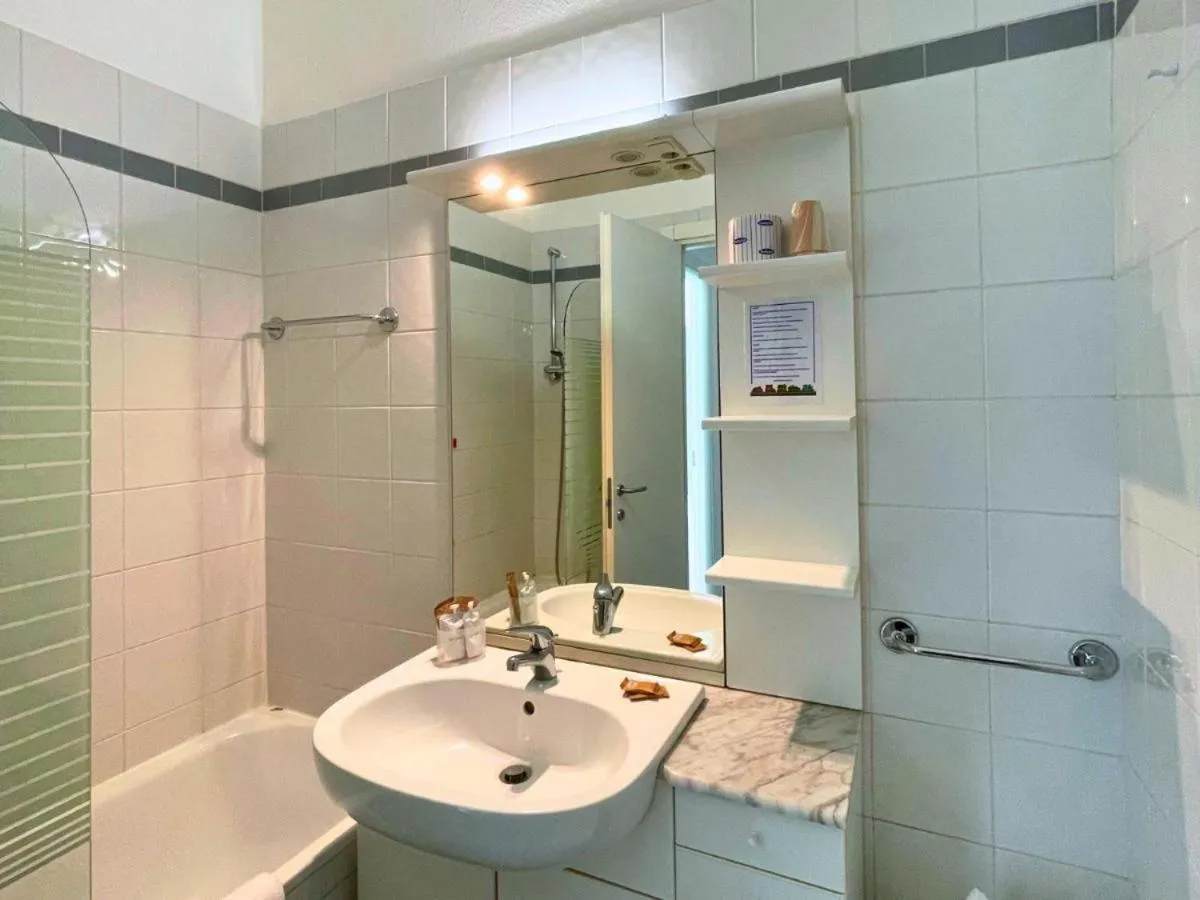 Bathroom in Navigli Suites