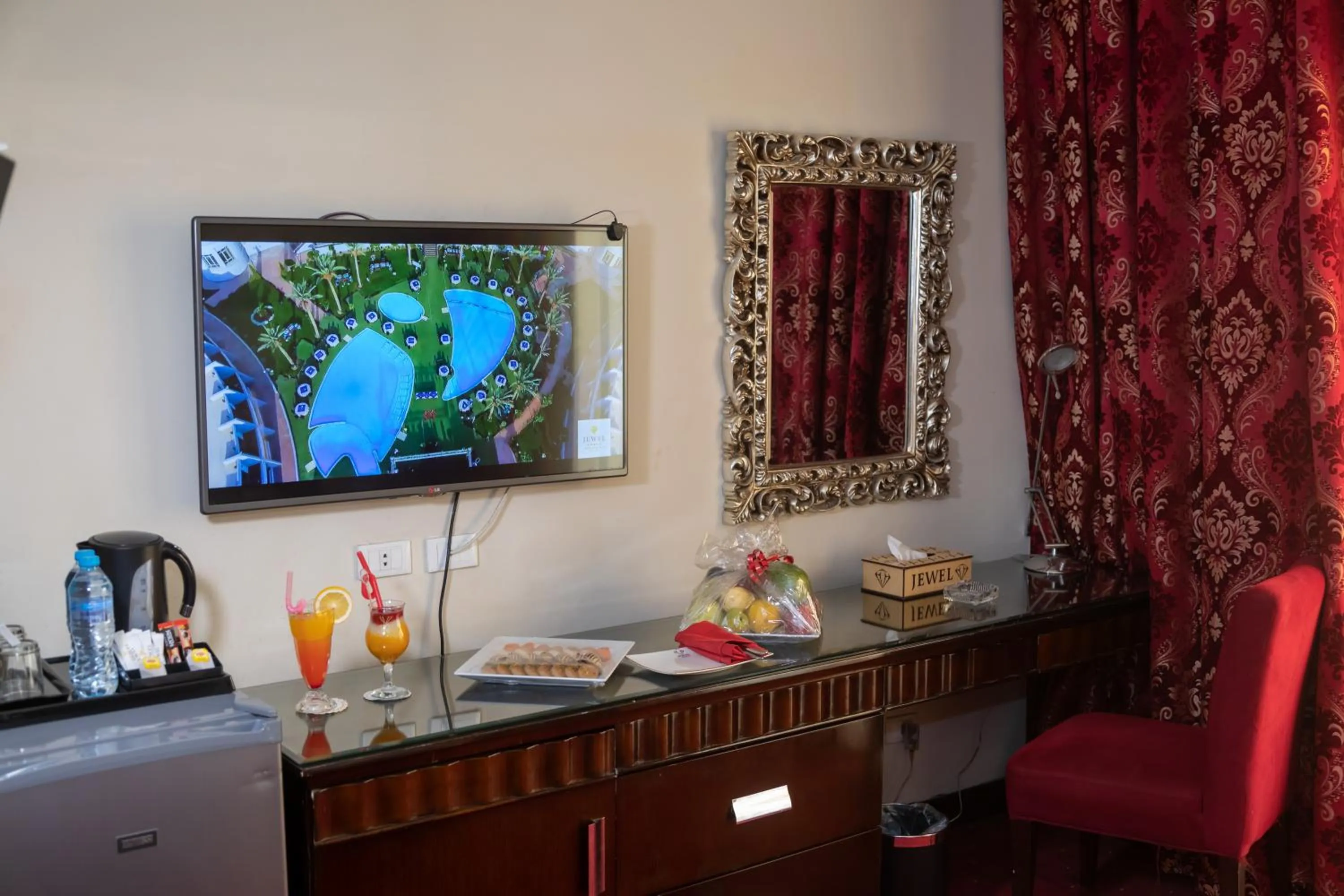 hair dresser in Jewel Sport City and Aqua Park