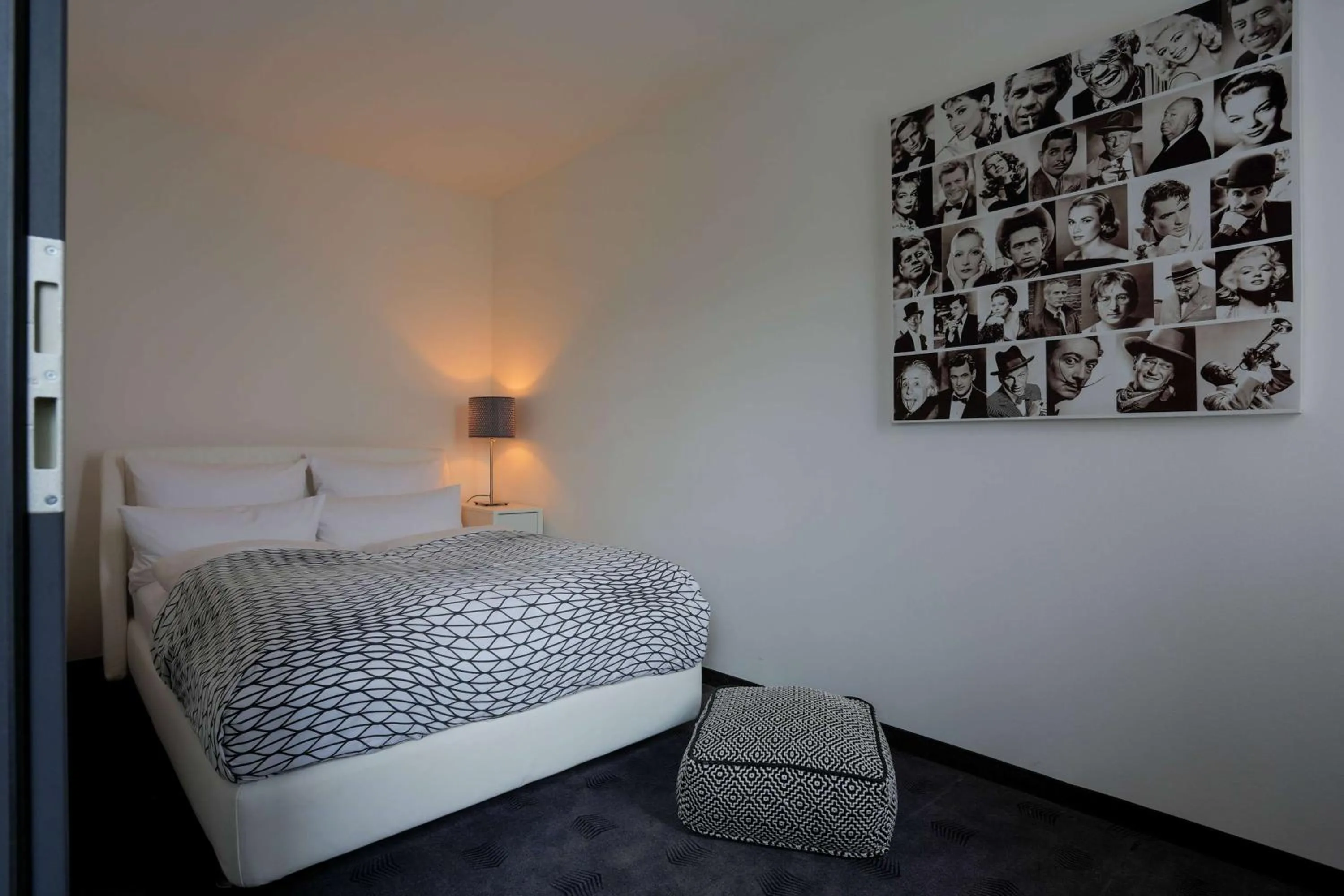 Photo of the whole room, Bed in FourSide Plaza Hotel Trier, Trademark Collection by Wyndham