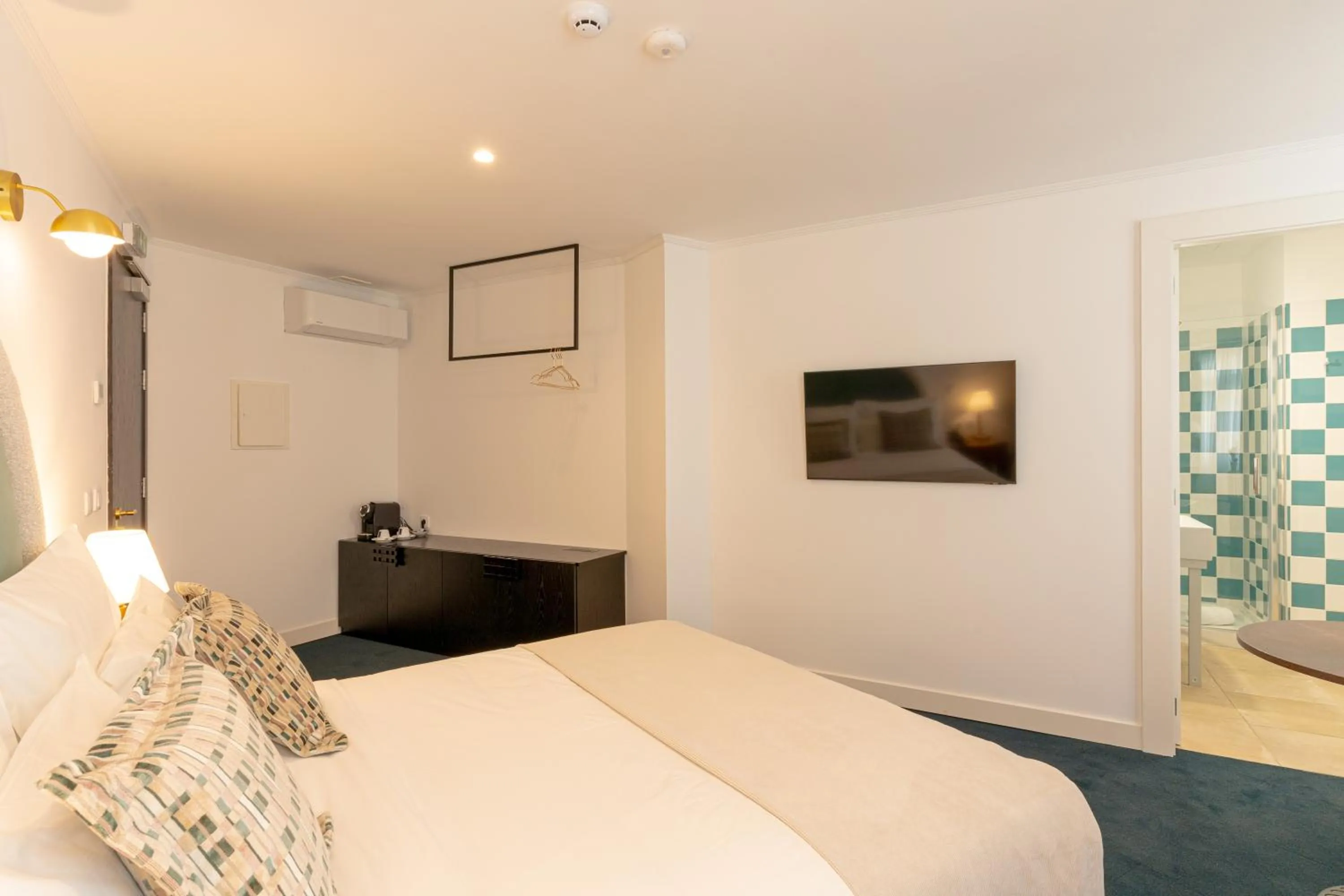 Bed in Westlight Lisboa Madalena