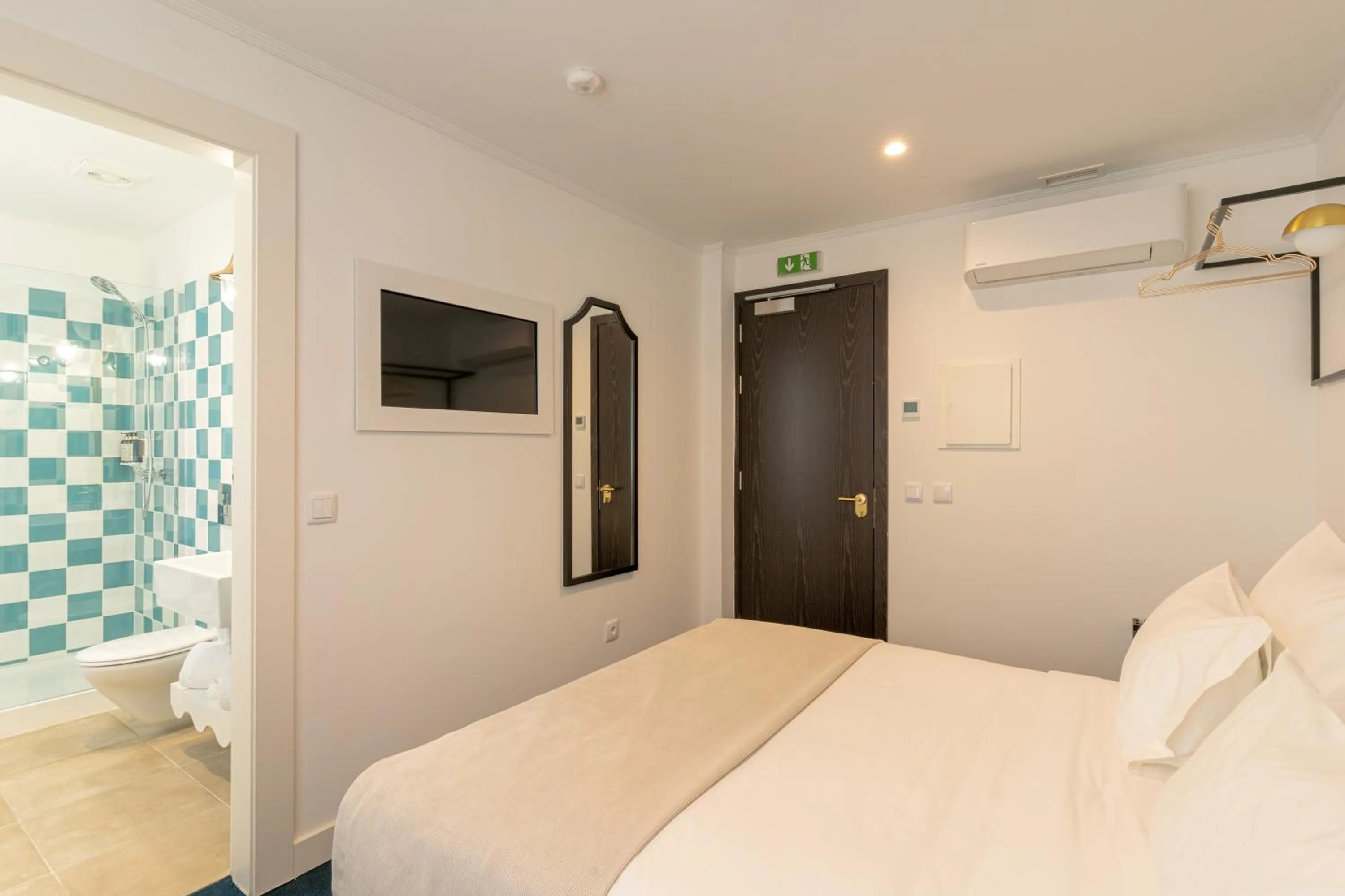 Bed in Westlight Lisboa Madalena