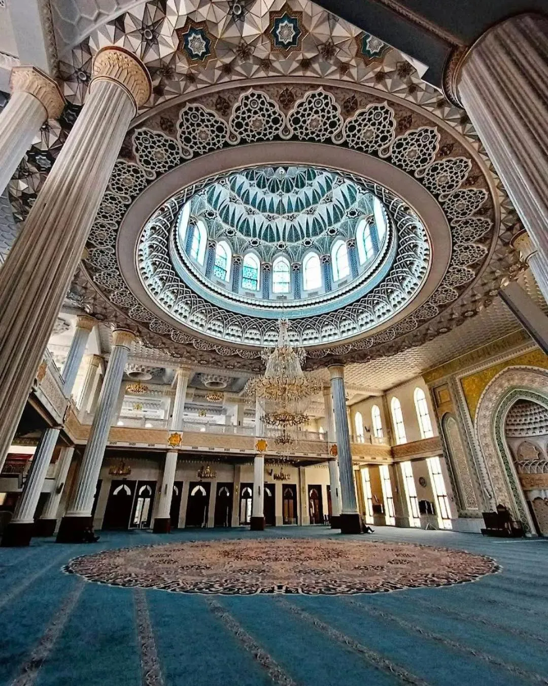 Friday Old City Hotel