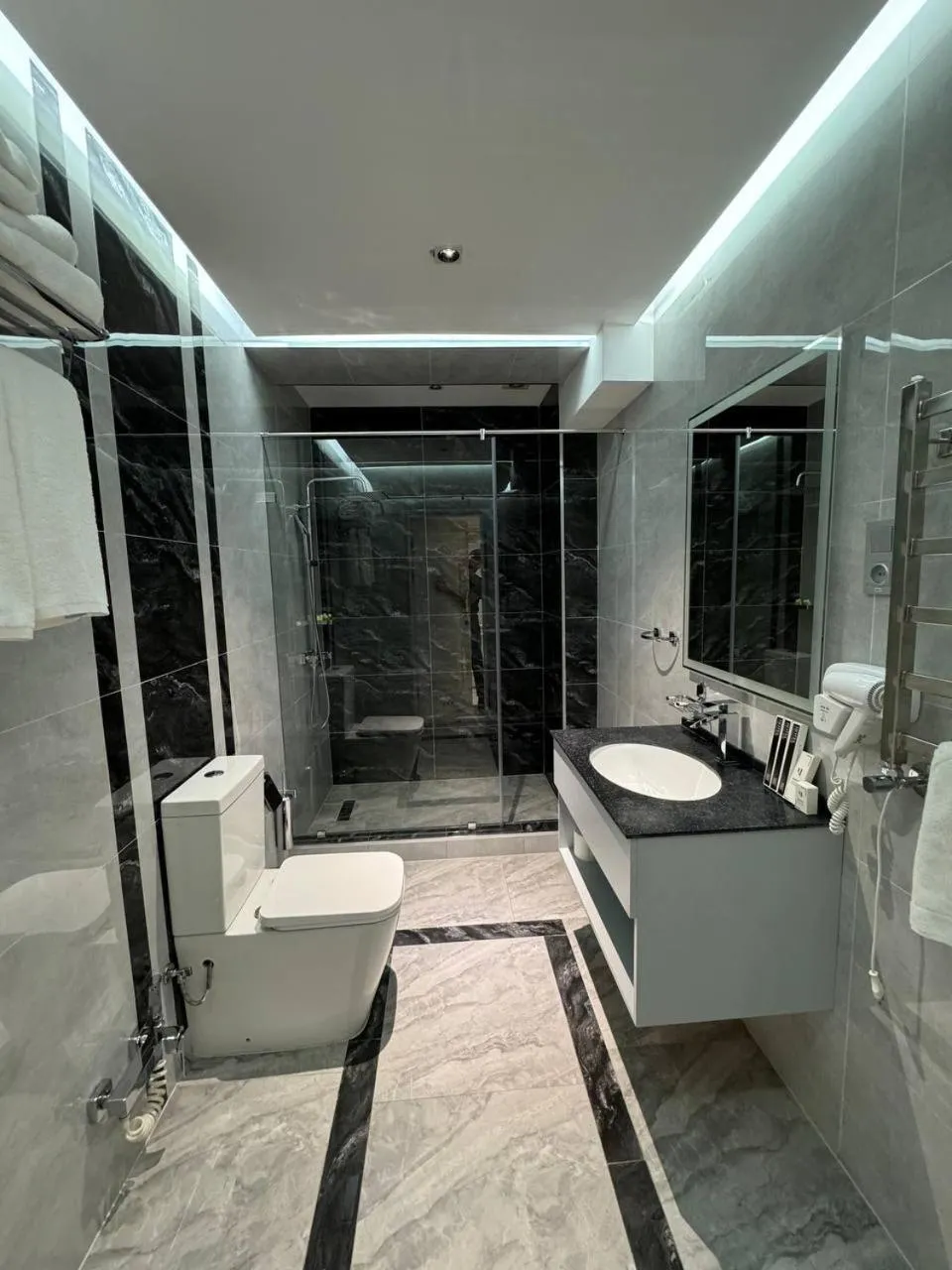 Friday Old City Hotel